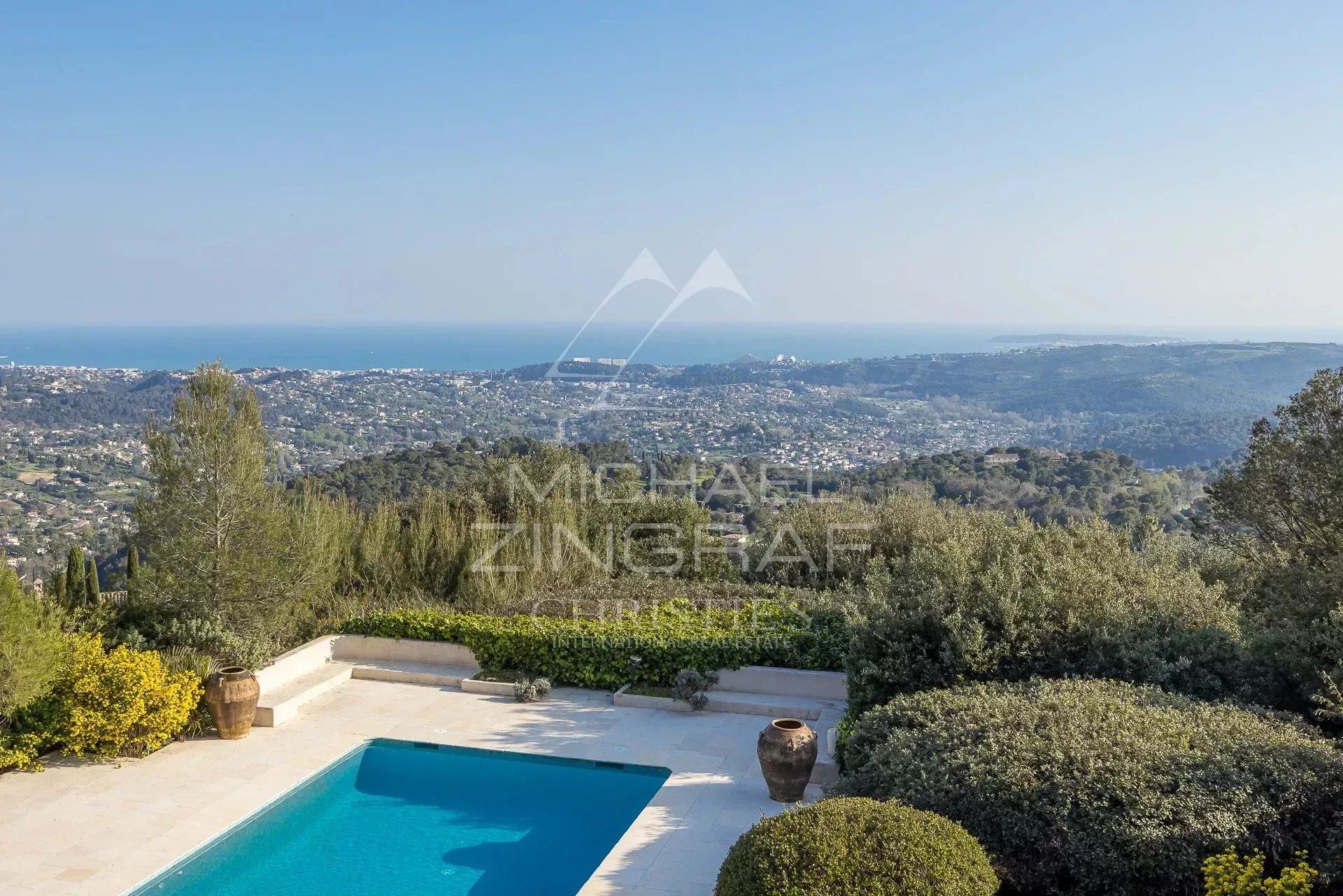 Villa d’exception avec vue mer panoramique dans le Domaine des Hauts de Saint-Paul - 10