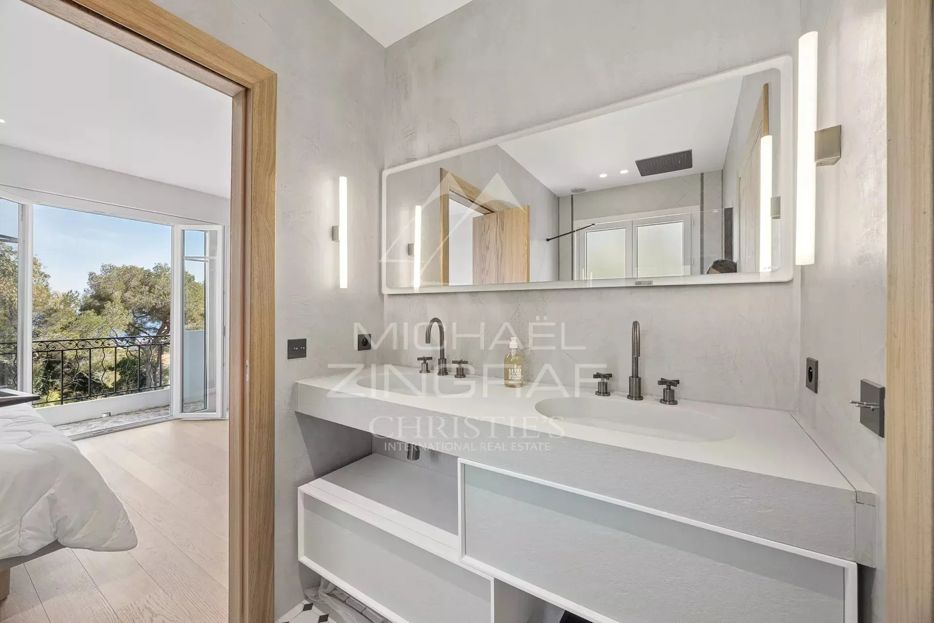 Saint-Jean-Cap-Ferrat - Penthouse rénové avec vue mer - 9