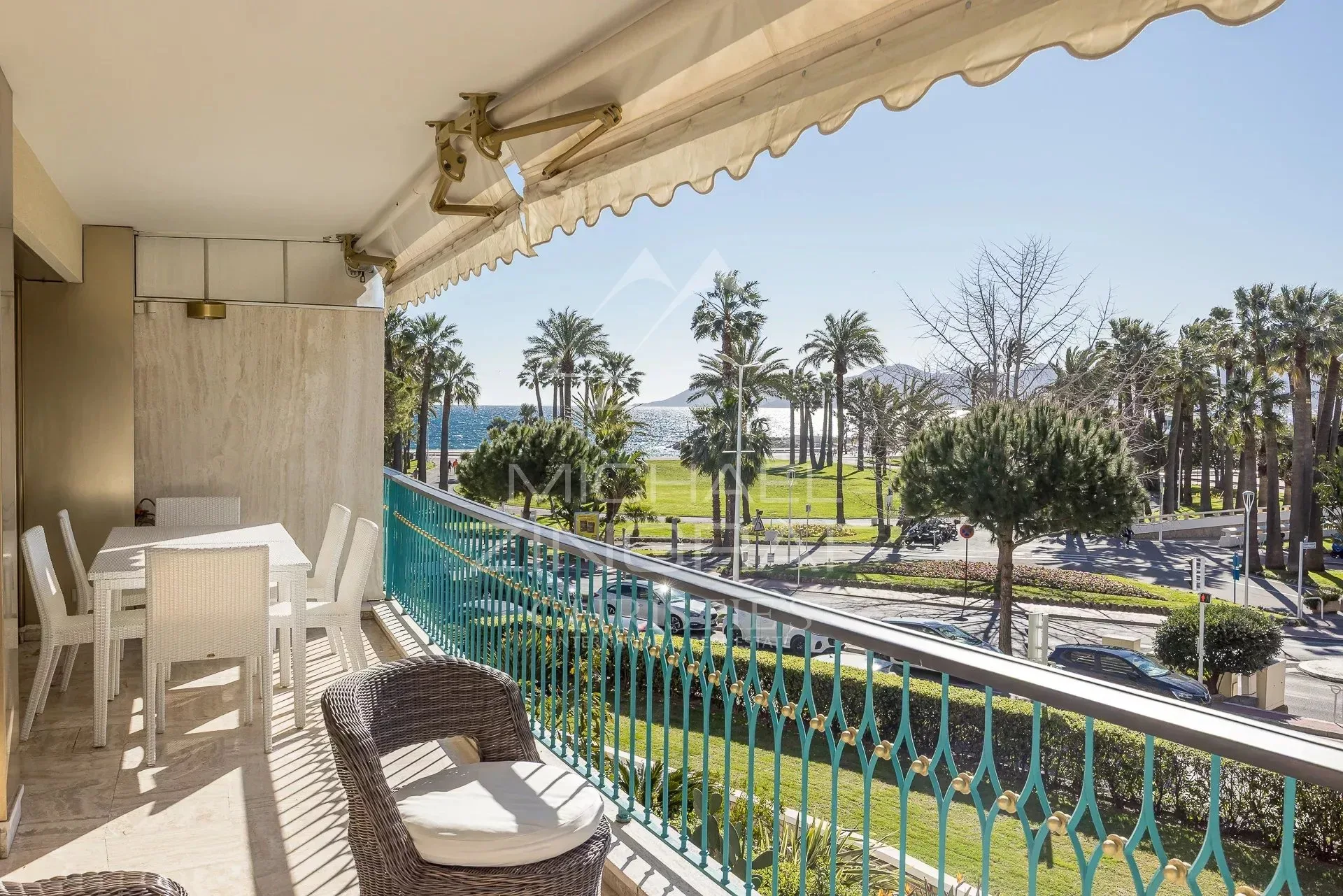 CANNES - CROISETTE – APPARTEMENT D'EXCEPTION - 14