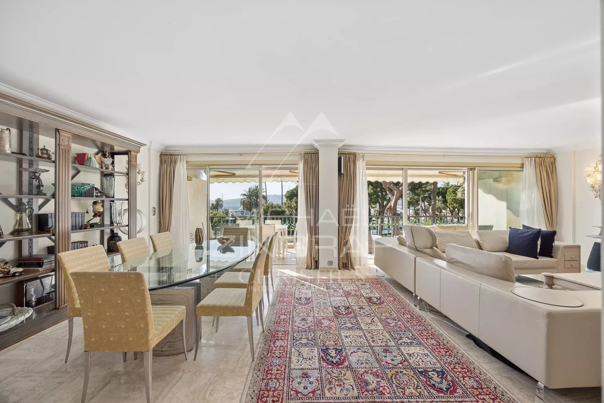 CANNES - CROISETTE – APPARTEMENT D'EXCEPTION - 3