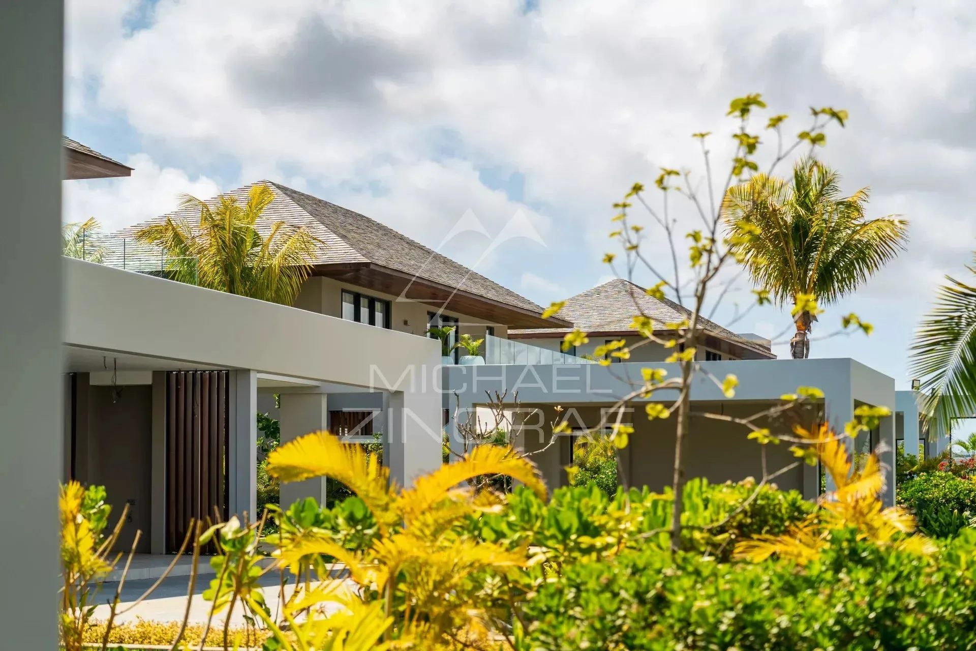 Opportunité exceptionnelle – Villa Fairway 5 suites au sein du domaine de golf de Mont Choisy - 5