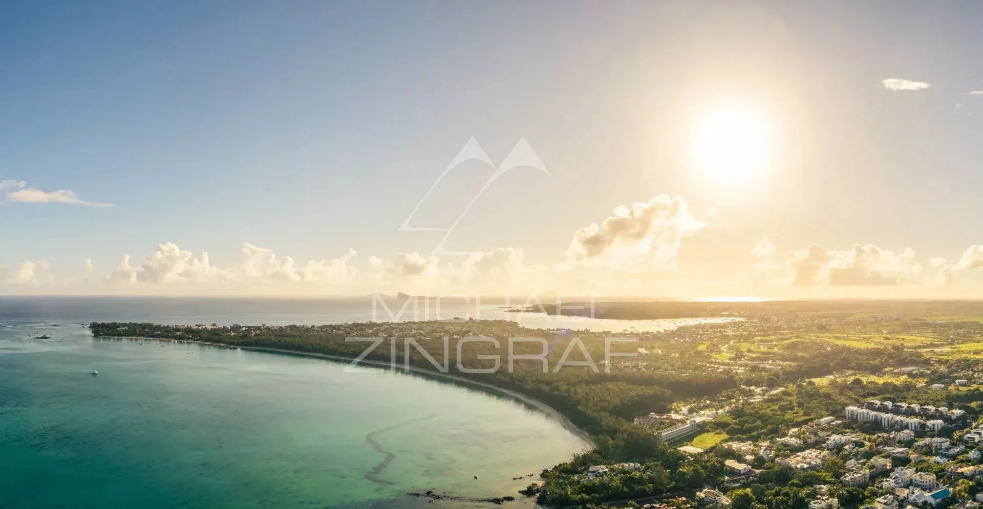 Opportunité rare – Villa contemporaine 3 suites au cœur du domaine de golf de Mont Choisy - 9
