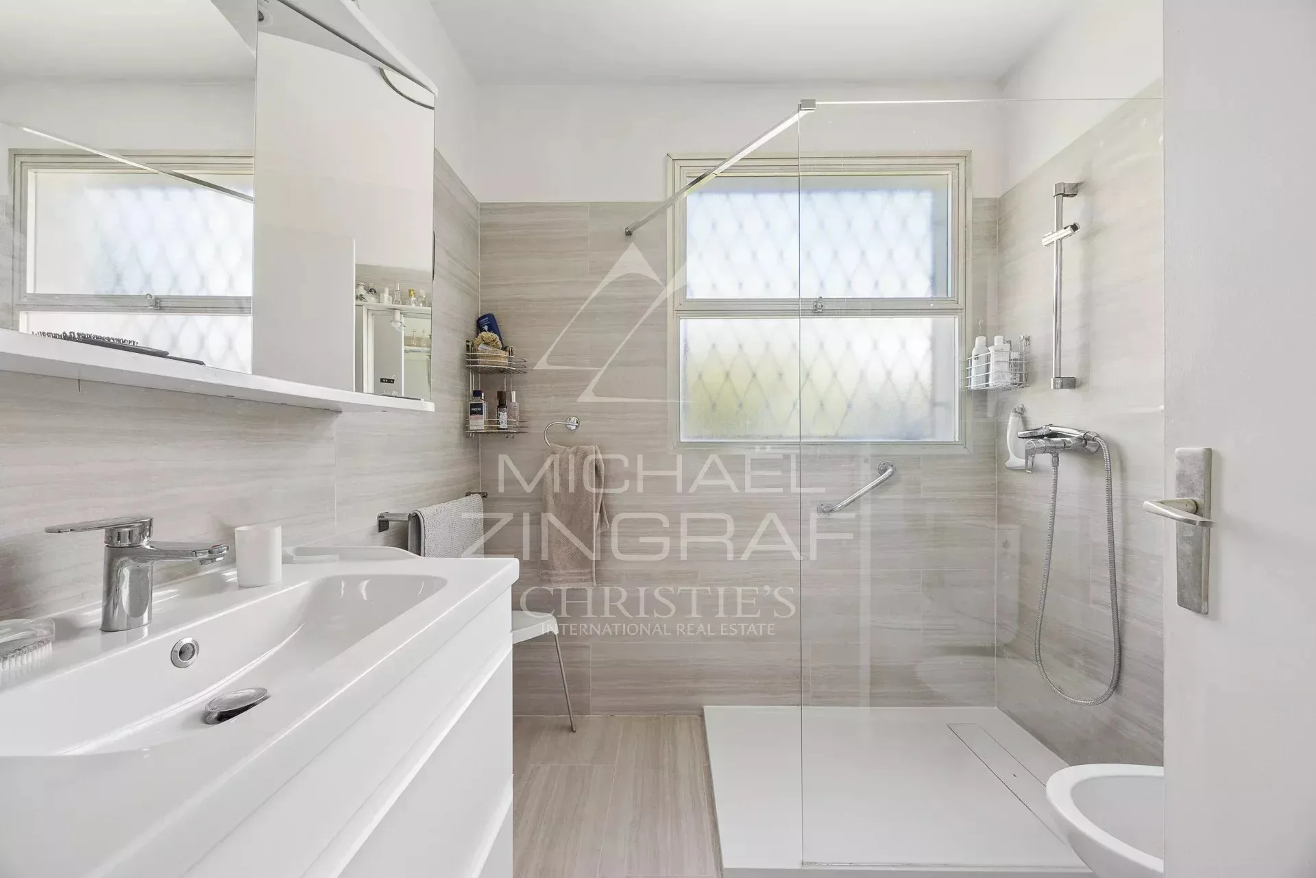 Cannes Croix des Gardes, Appartement 3 pièces avec jardin privatif - 11