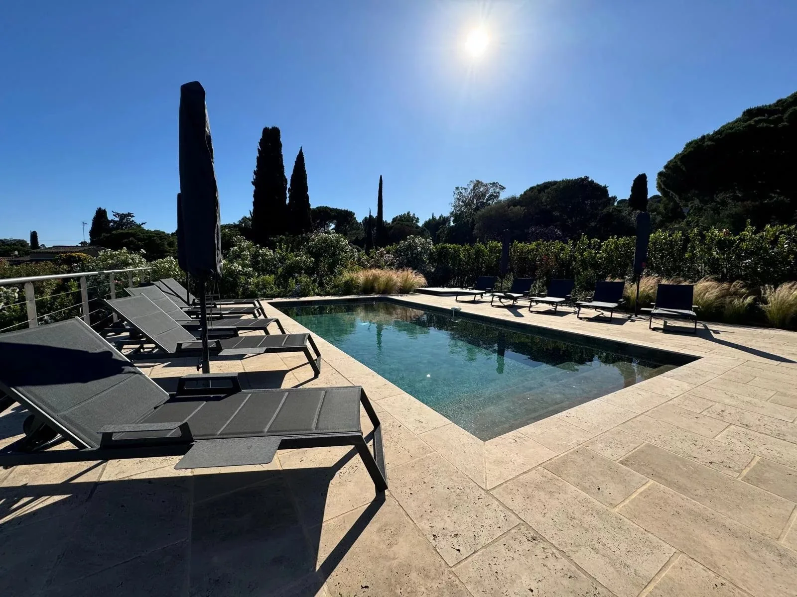 Gigaro, superbe maison dans un domaine privé, à quelques pas des plages de Gigaro - 12