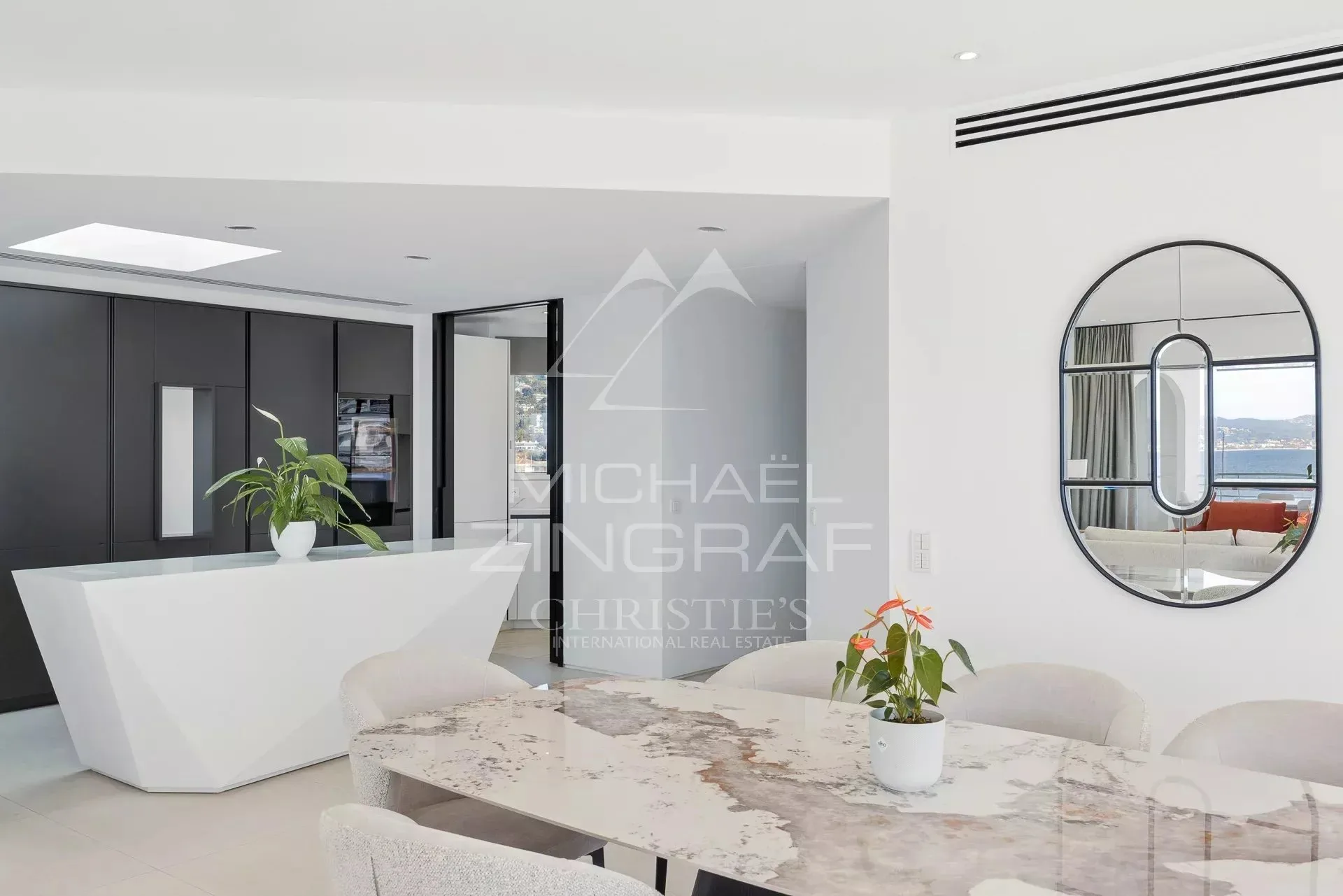 Cannes – Croisette – Penthouse d’exception avec toit-terrasse et vue mer panoramique - 6