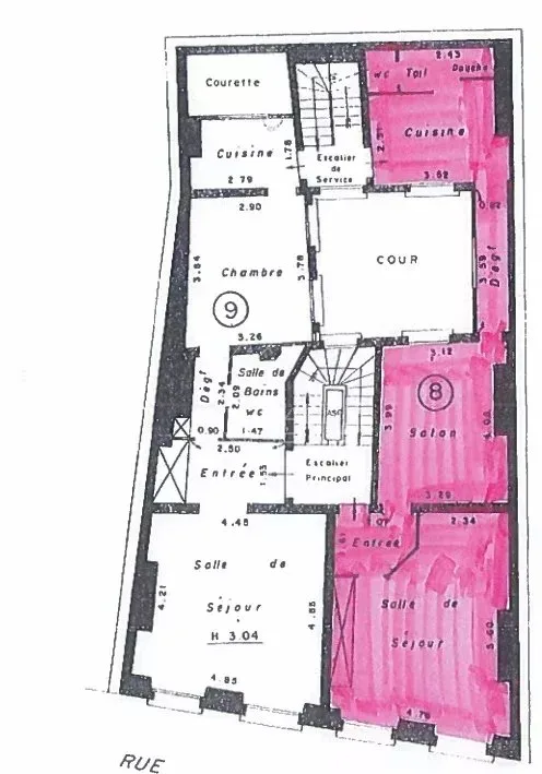 Exclusivité - Rue Saint Honoré - 2 pièces - Parfait état - Clim - 14