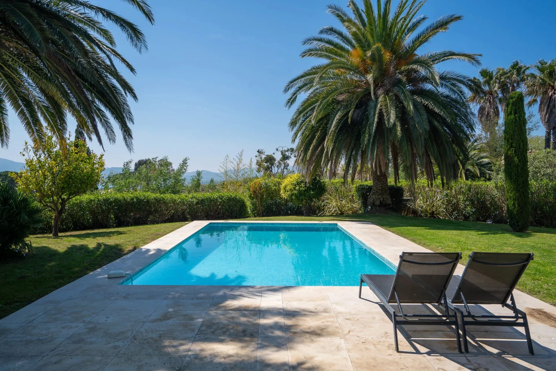 Villa provençale dans un domaine sécurisée vue mer - 3
