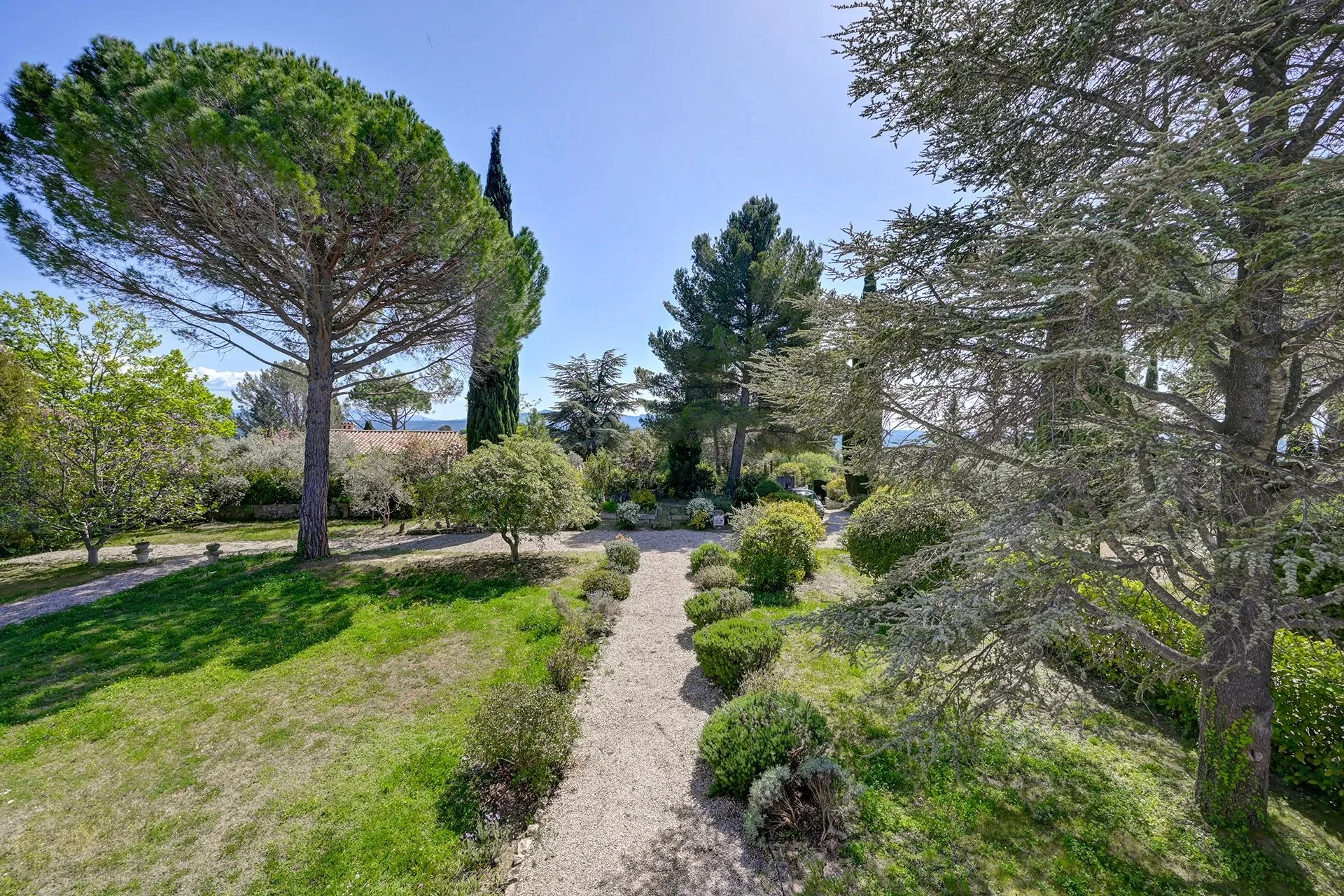 Charmante bastide avec vue imprenable sur la Saint-Victoire - 25