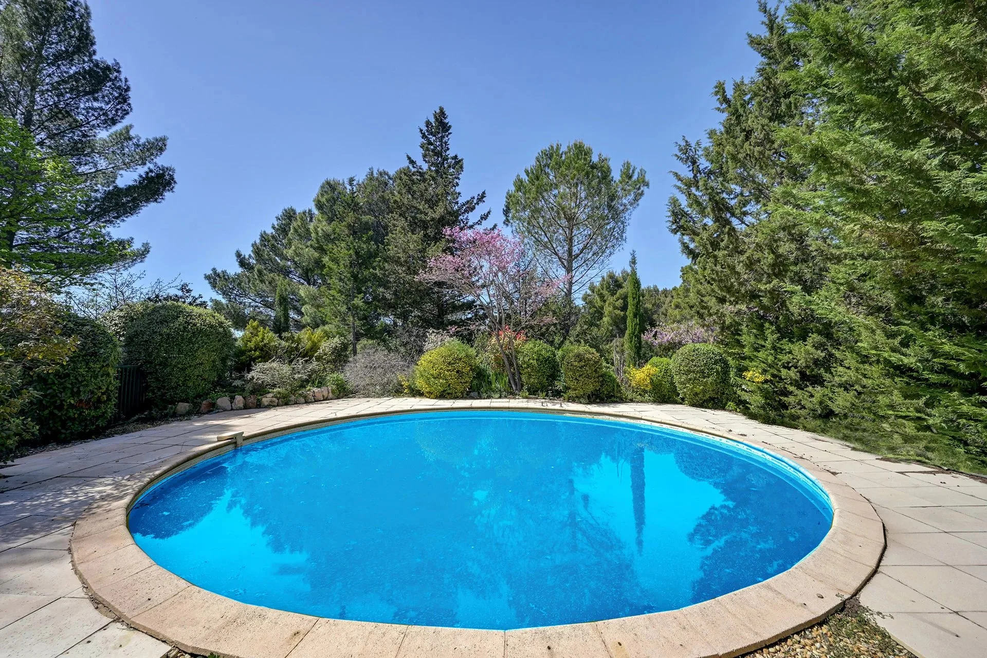 Charmante bastide avec vue imprenable sur la Saint-Victoire - 26