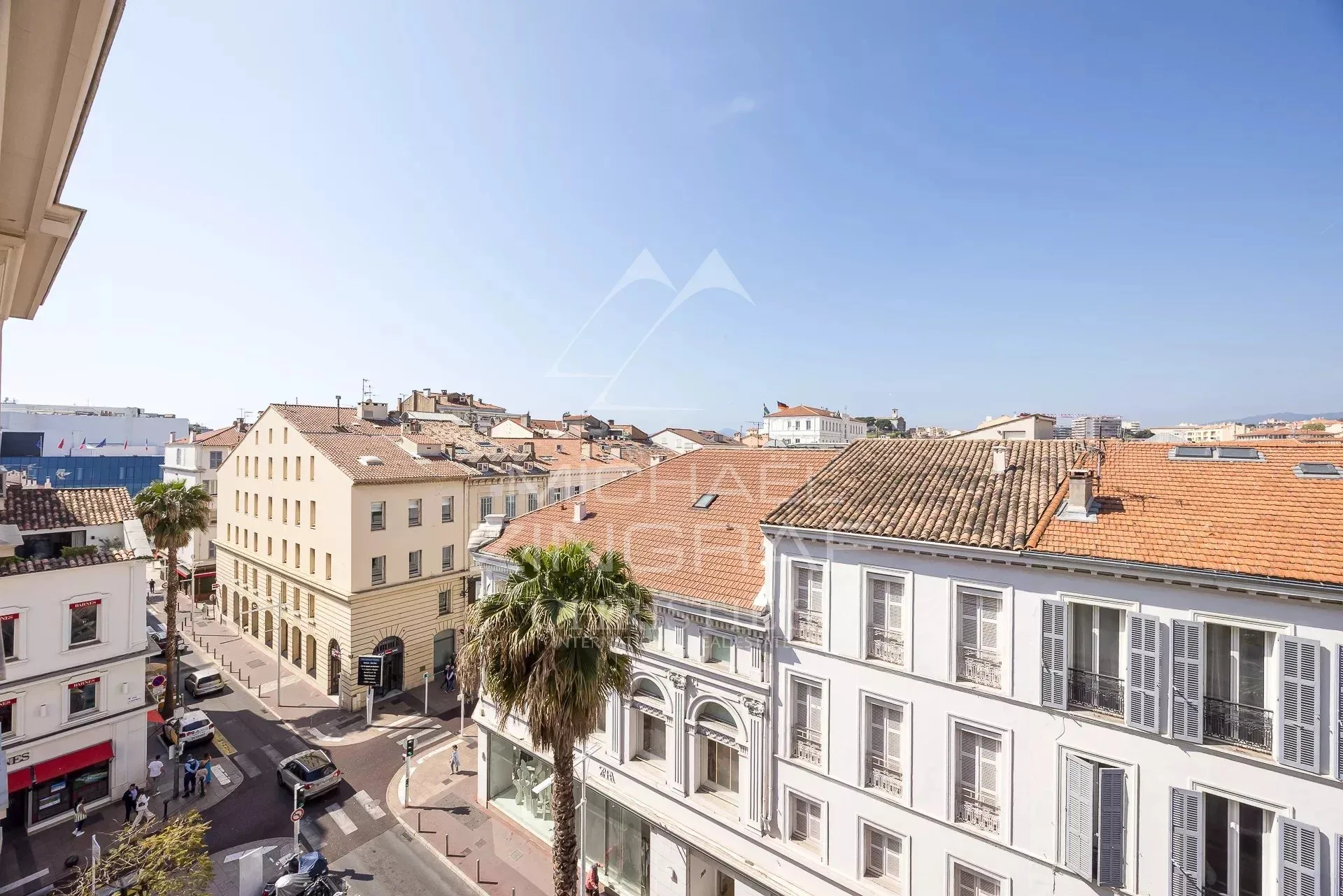 Appartement T4 Traversant au Cœur de Cannes - 2