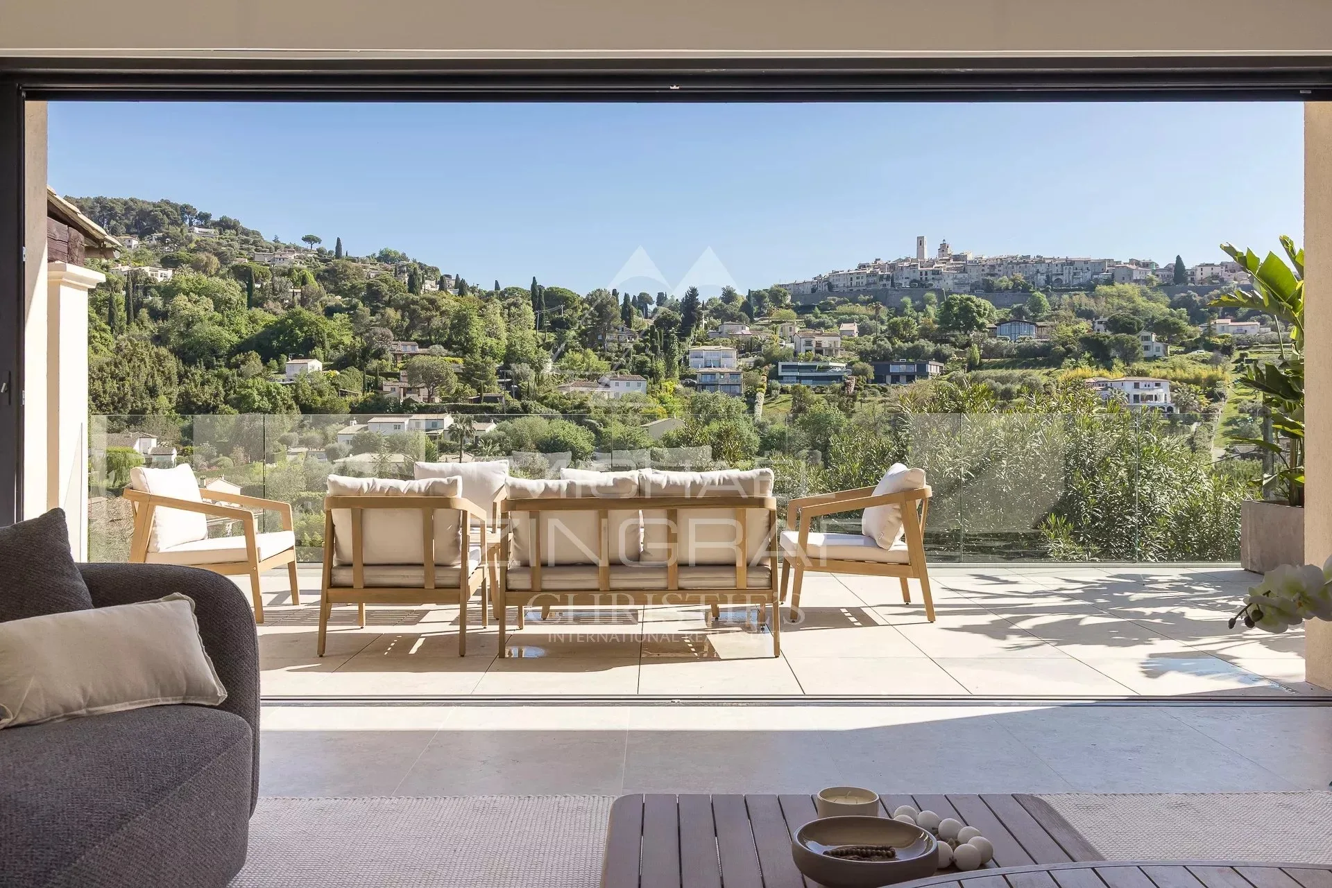 Villa entièrement rénovée avec vue panoramique sur Saint-Paul de Vence - 5