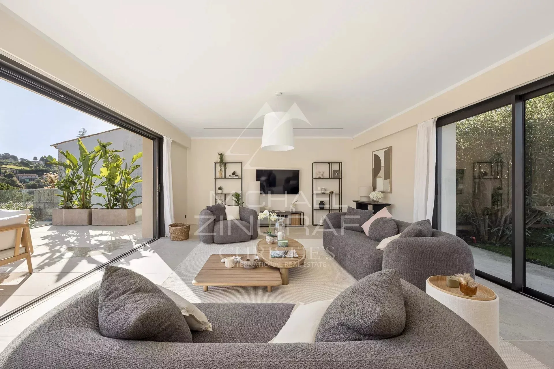 Villa entièrement rénovée avec vue panoramique sur Saint-Paul de Vence - 7