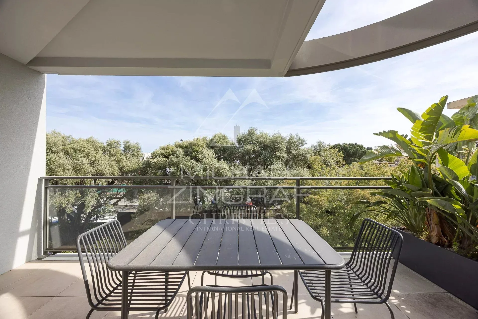 ANTIBES – DUPLEX DERNIER ÉTAGE – TERRASSES SUD – RÉSIDENCE RECENTE - 2