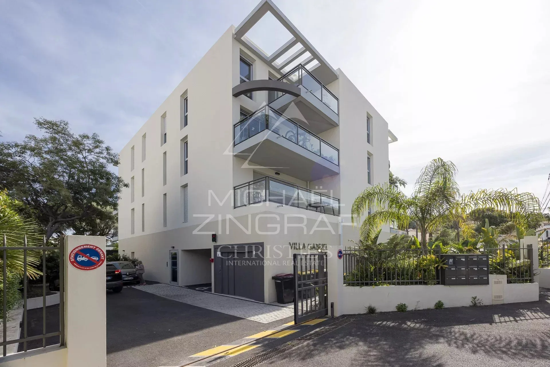 ANTIBES – DUPLEX DERNIER ÉTAGE – TERRASSES SUD – RÉSIDENCE RECENTE - 7