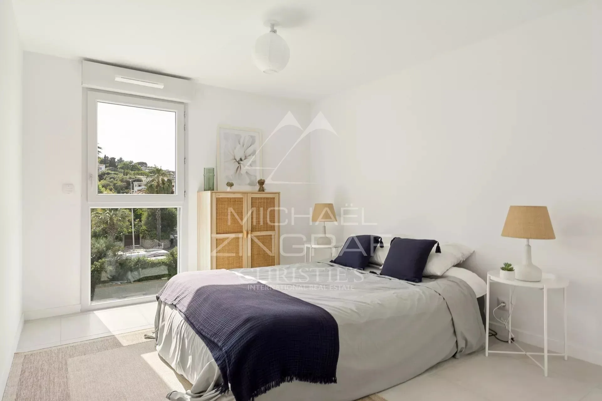 ANTIBES – DUPLEX DERNIER ÉTAGE – TERRASSES SUD – RÉSIDENCE RECENTE - 16