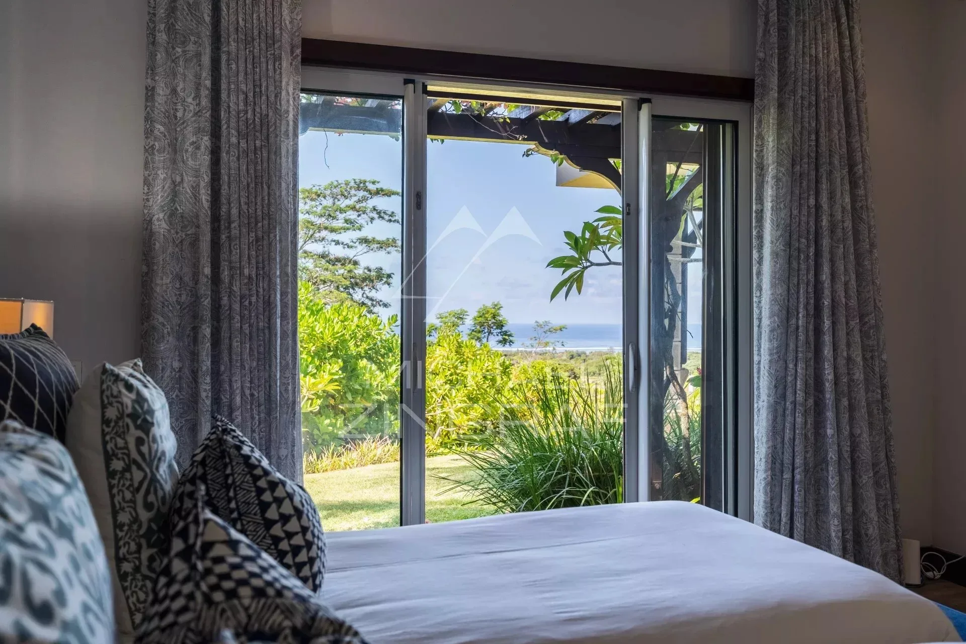 Villa d’exception avec vue panoramique sur l’océan à Valriche - 25