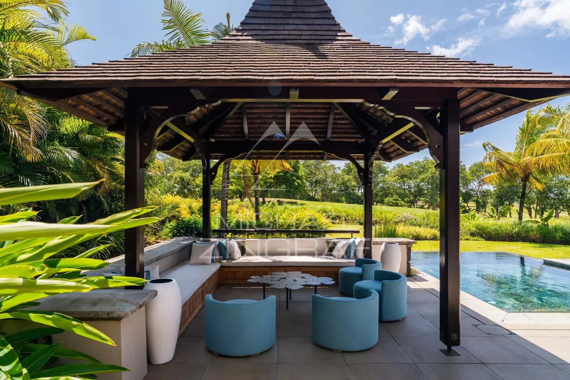 Élégante villa contemporaine face au golf - Bel Ombre - 7