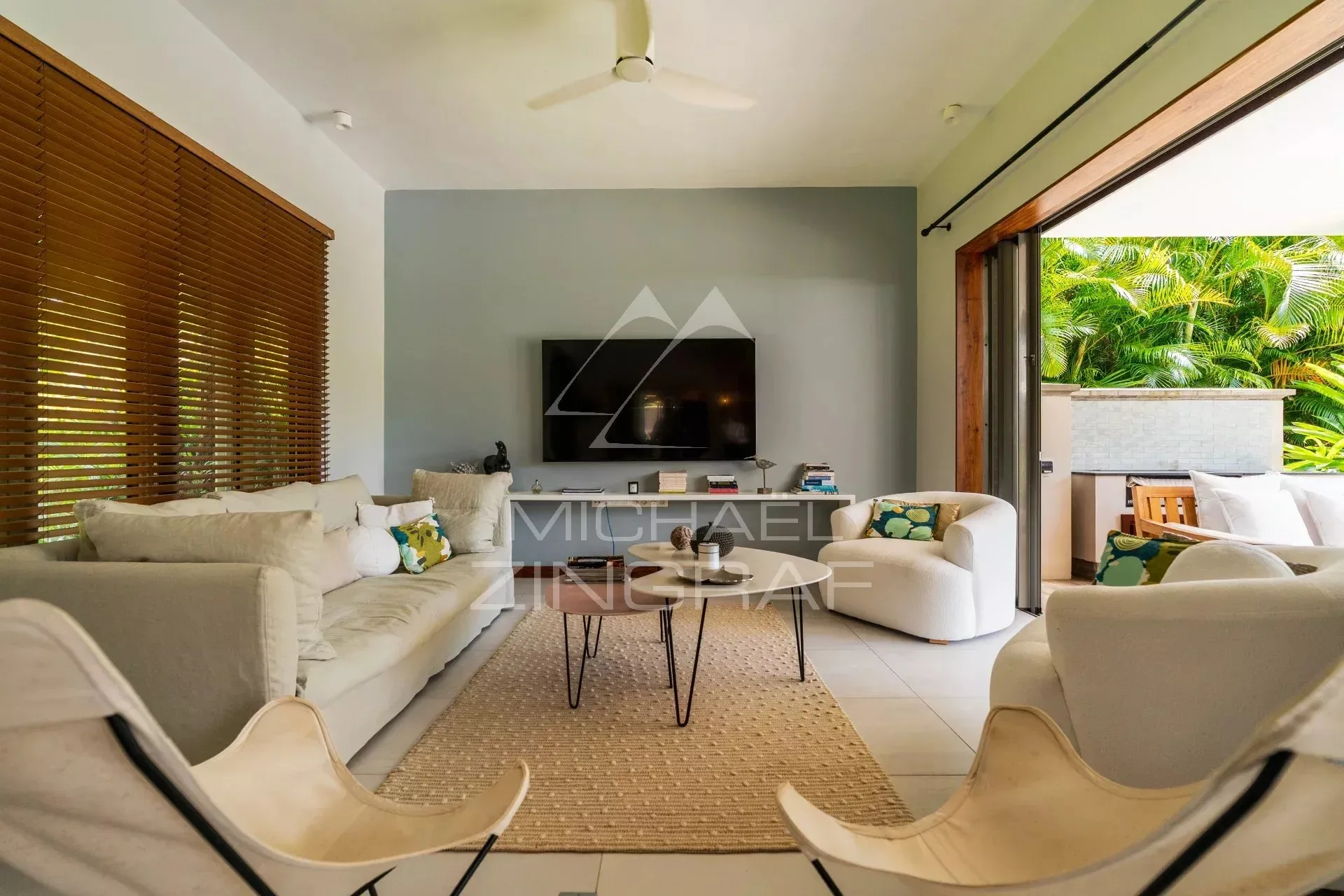 Élégante villa contemporaine face au golf - Bel Ombre - 12