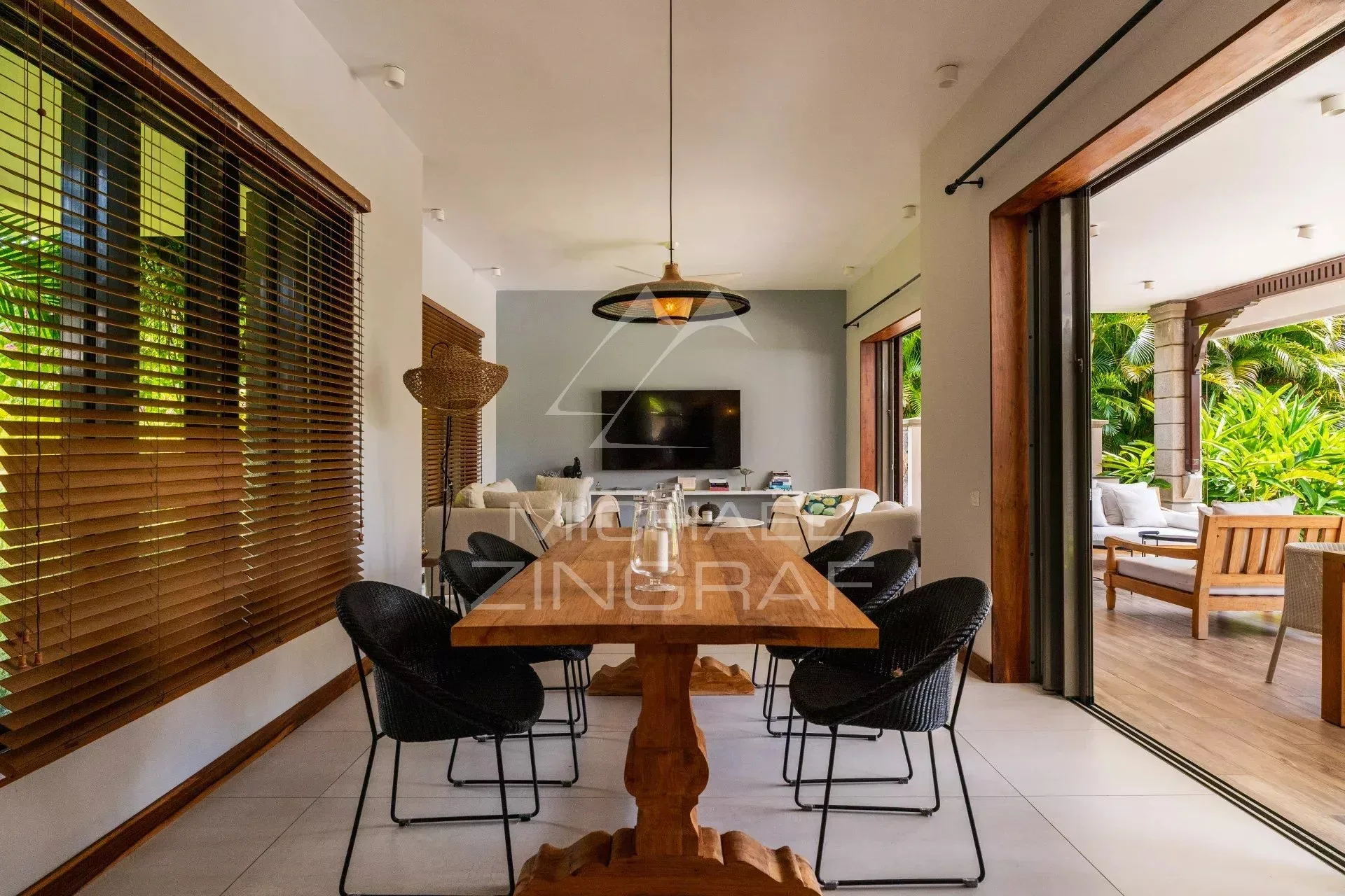 Élégante villa contemporaine face au golf - Bel Ombre - 13