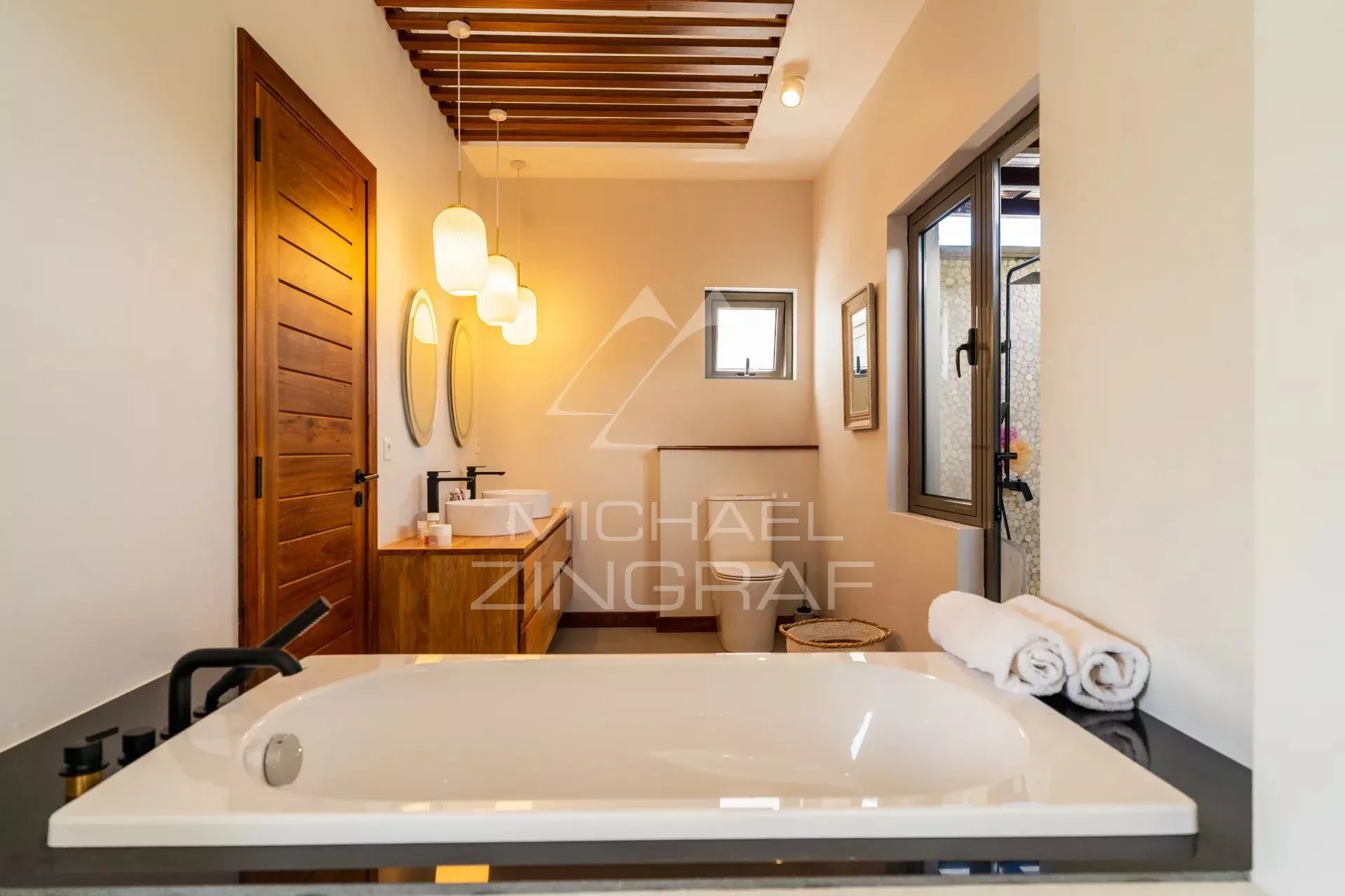 Élégante villa contemporaine face au golf - Bel Ombre - 28