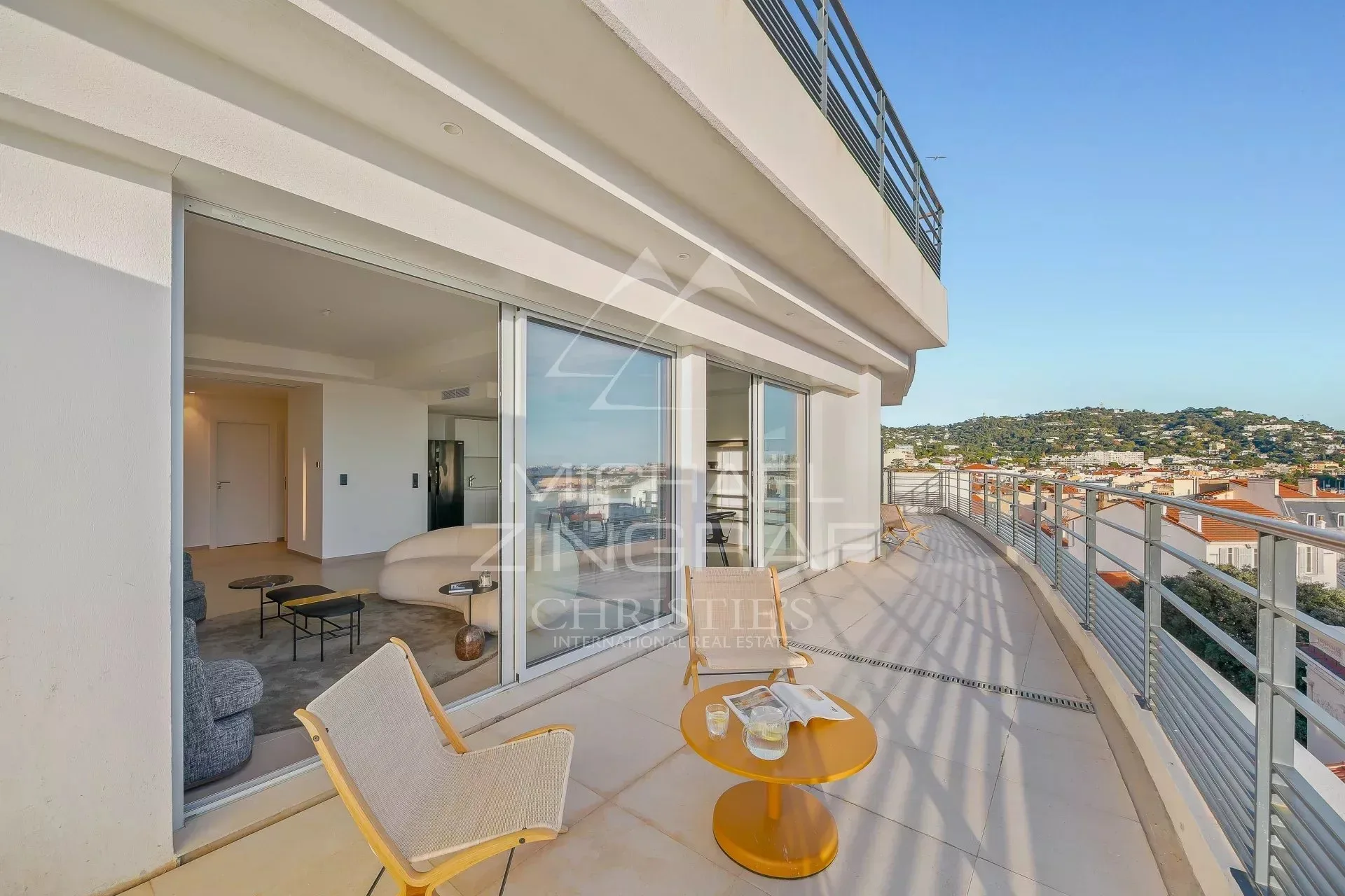 Cannes -  Proche Centre - Penthouse d'exception -Grandes terrasses - Vue mer panoramique - 10
