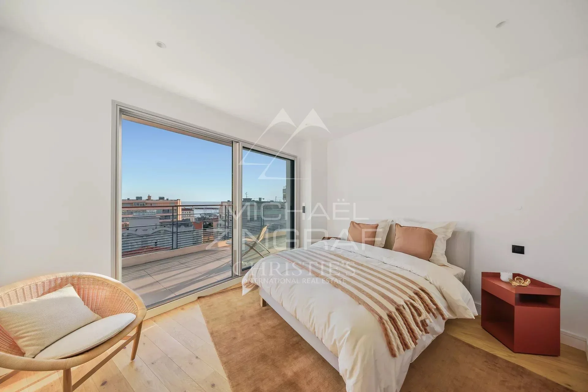 Cannes -  Proche Centre - Penthouse d'exception -Grandes terrasses - Vue mer panoramique - 13
