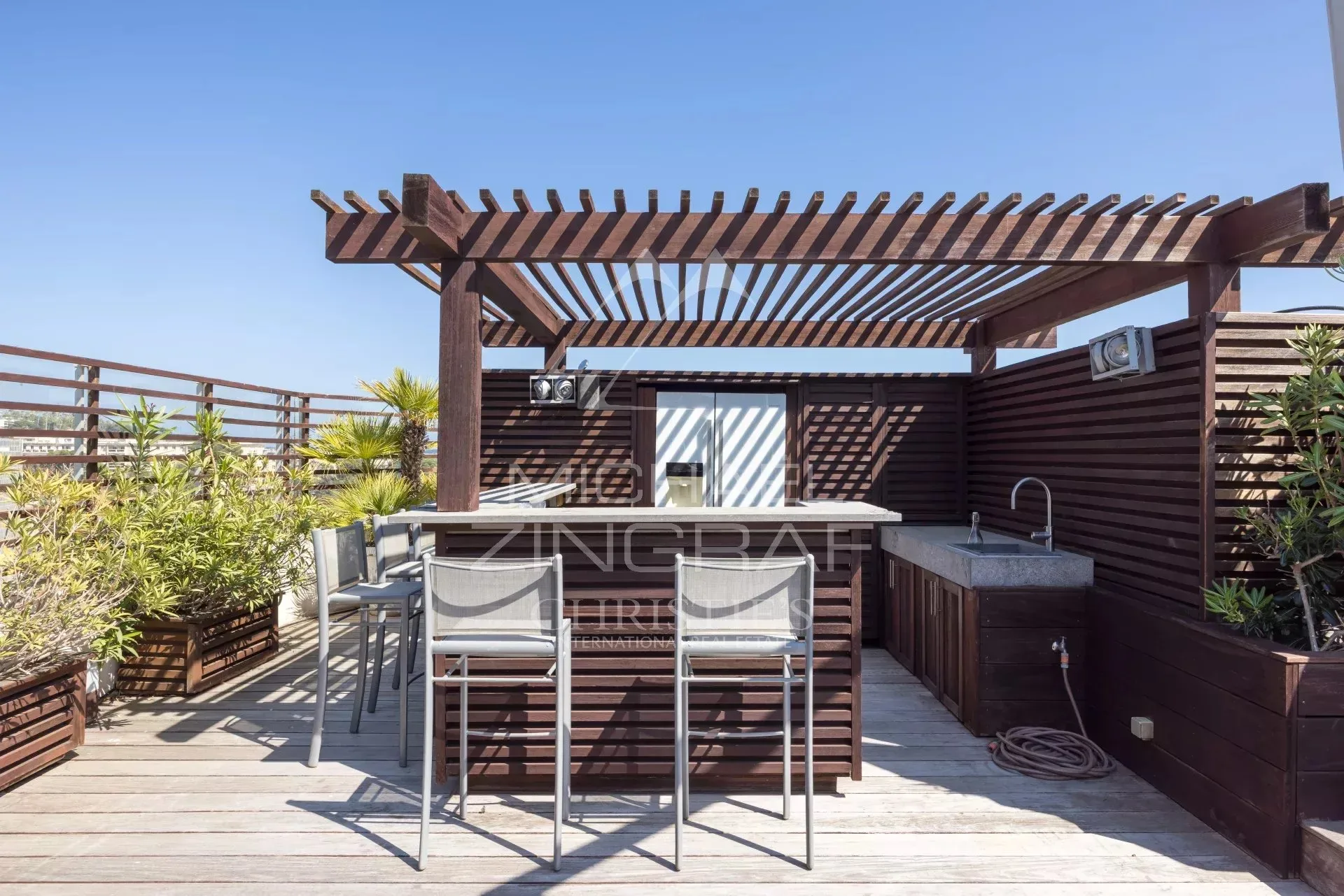CO-EXCLUSIVITE - Cannes - Croisette - Penthouse avec toit terrasse de 120m2 - 6
