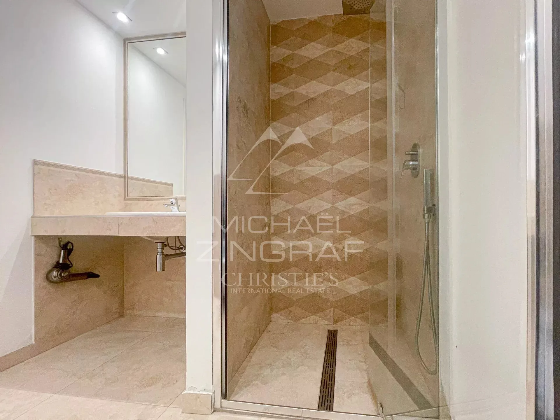 Appartement T3 - Centre Cannes - 23