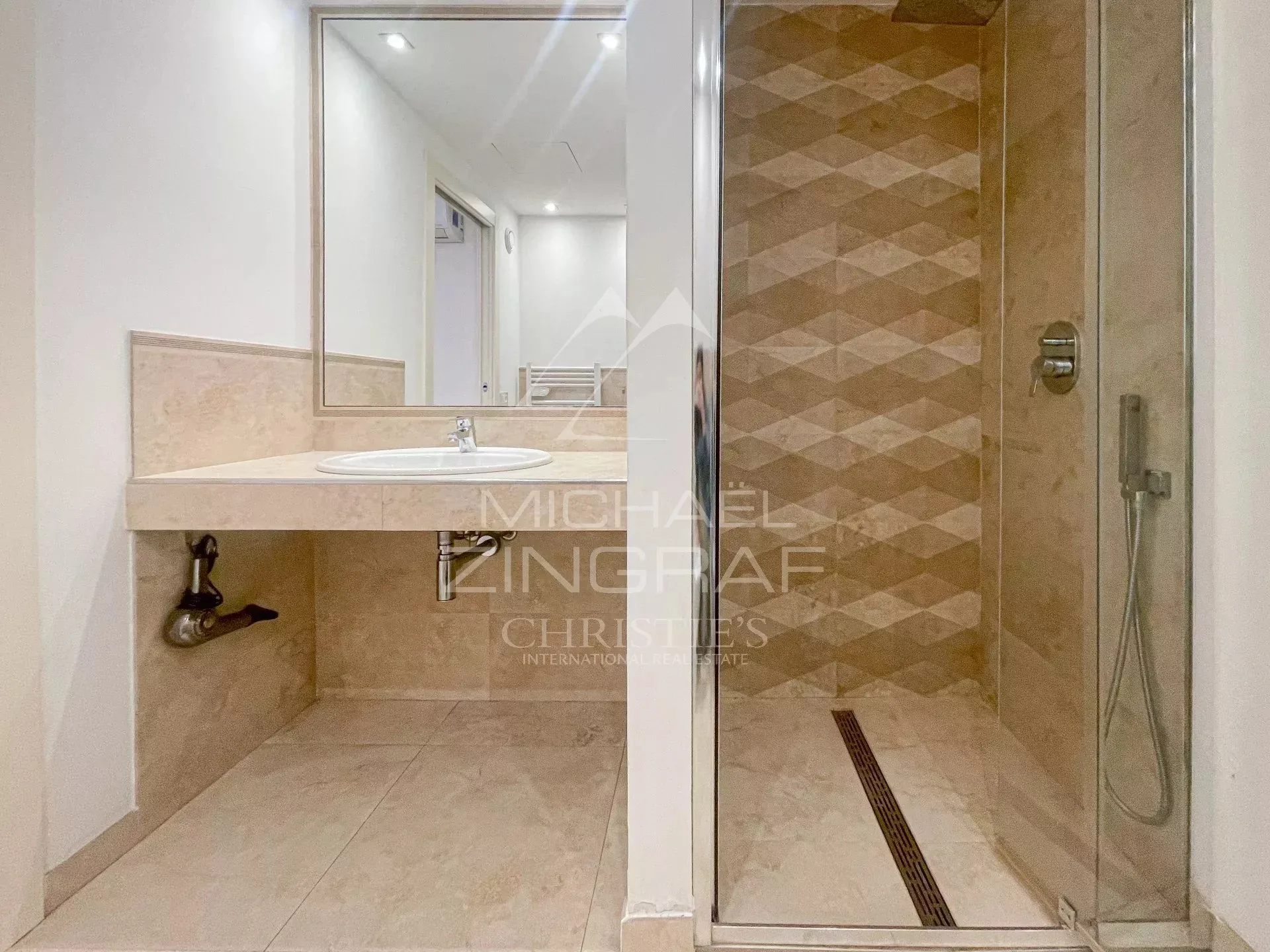 Appartement T3 - Centre Cannes - 24