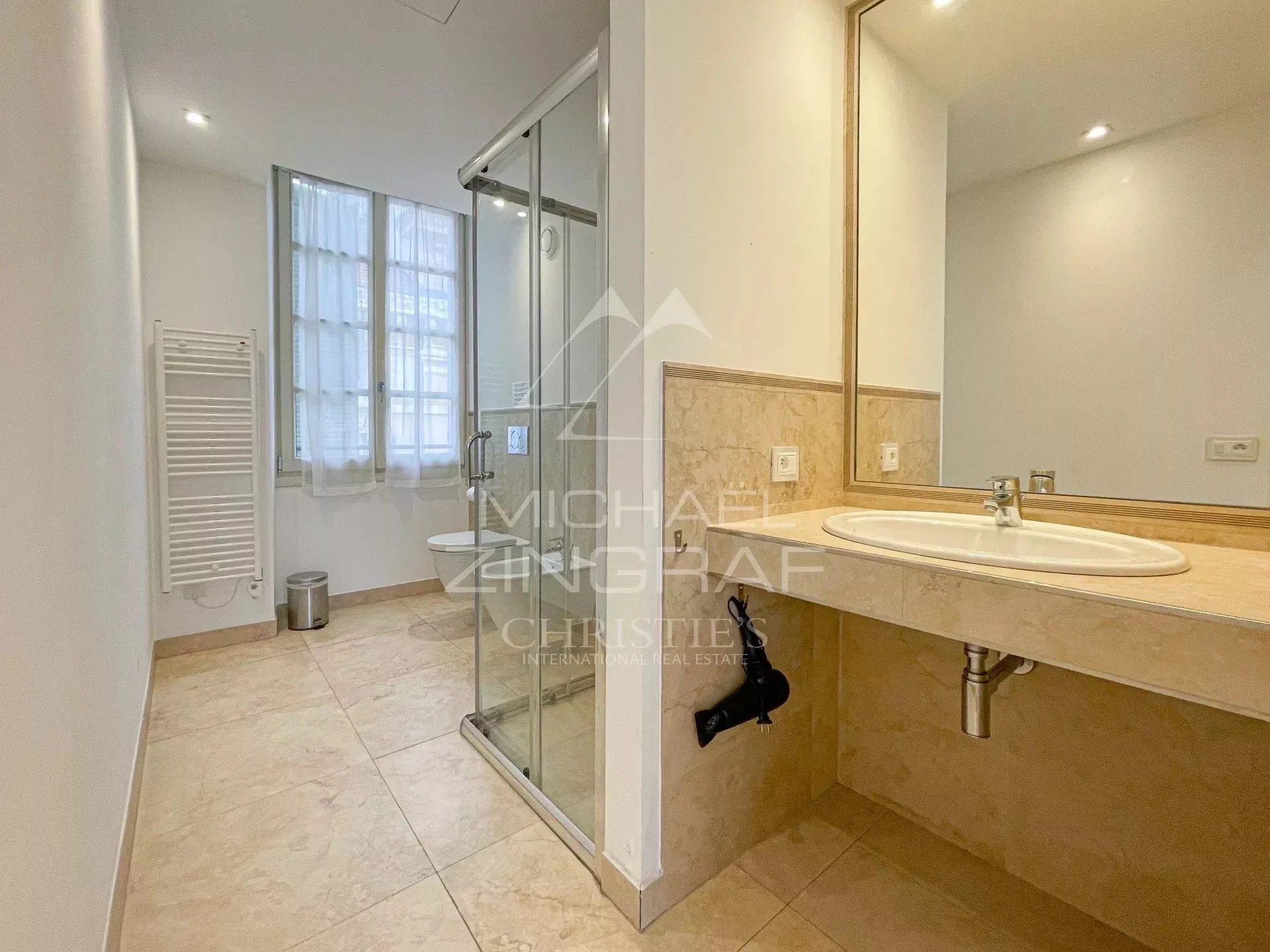 Appartement T2 - Centre Cannes - 11