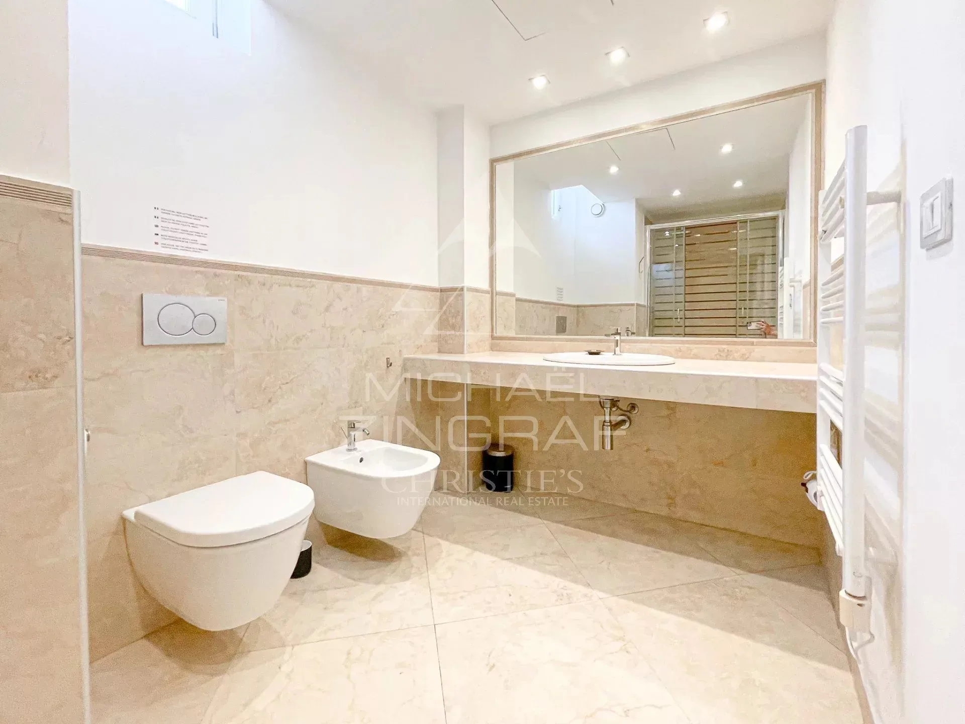 Appartement T2 - Centre Cannes - 11