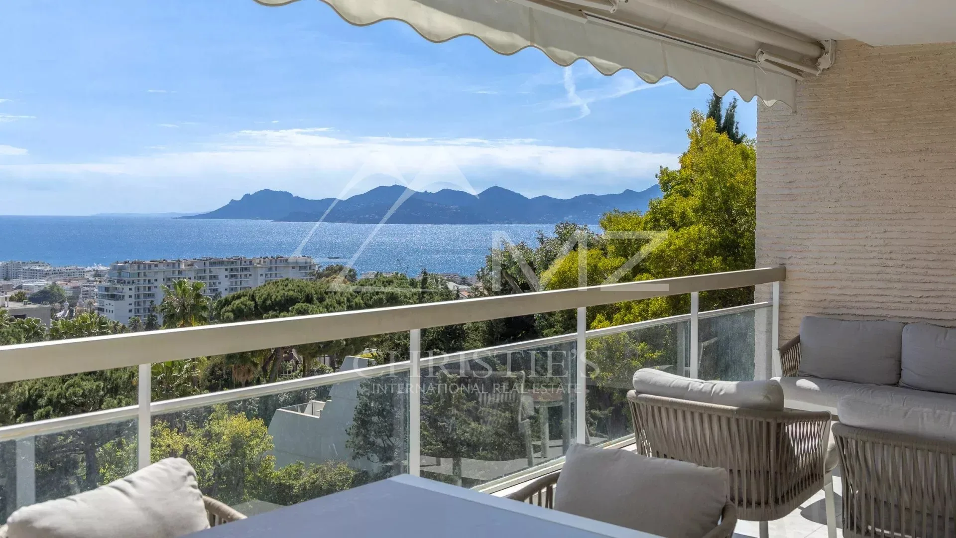 Superbe 3 pièces vue mer panoramique dans résidence de Prestige - 14