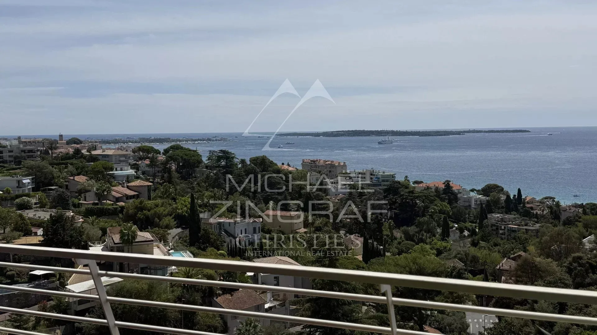 T3 A RENOVER - CANNES, CROIX DES GARDES – VUE MER PANORAMIQUE - 17