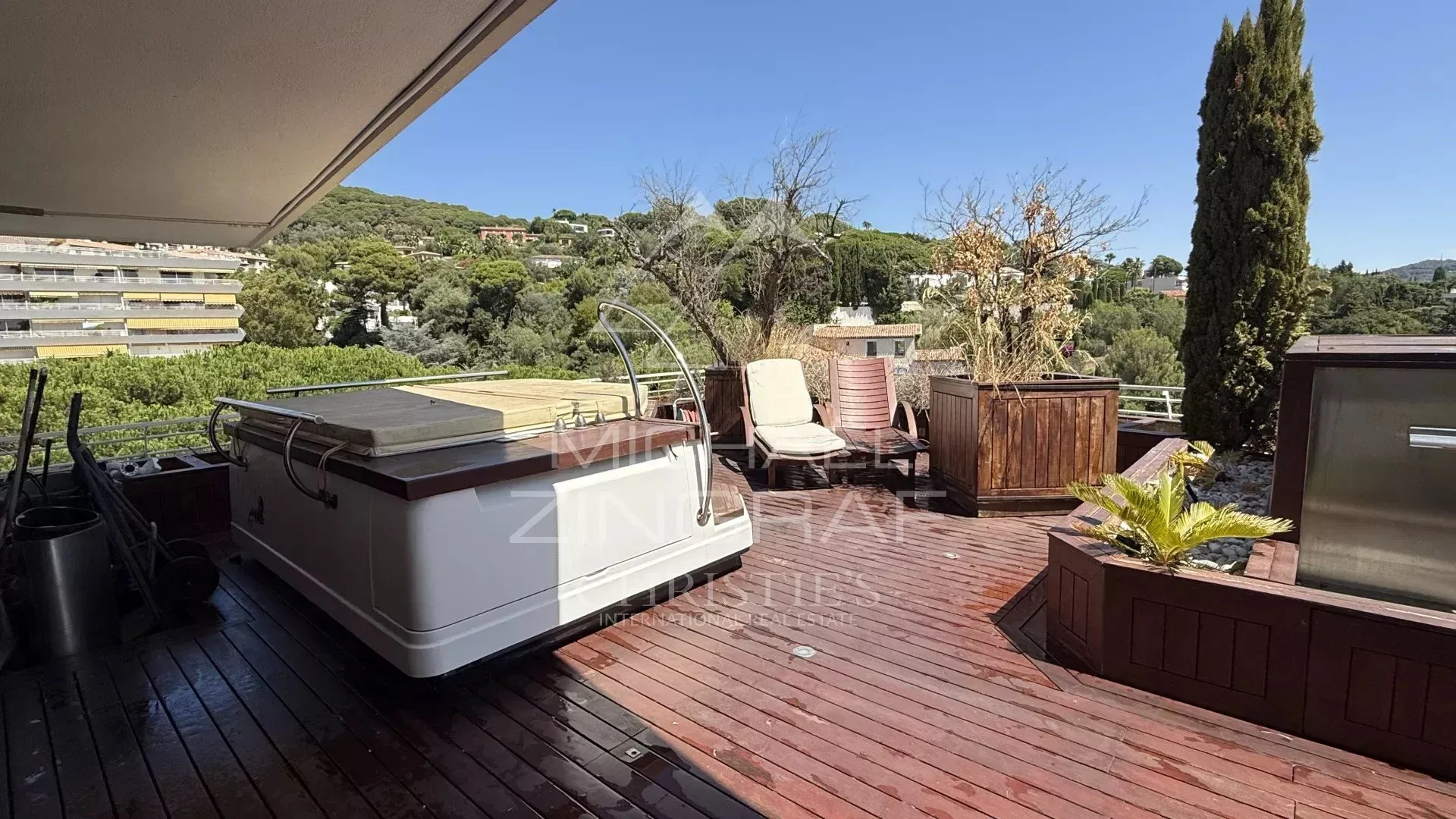 T3 A RENOVER - CANNES, CROIX DES GARDES – VUE MER PANORAMIQUE - 21