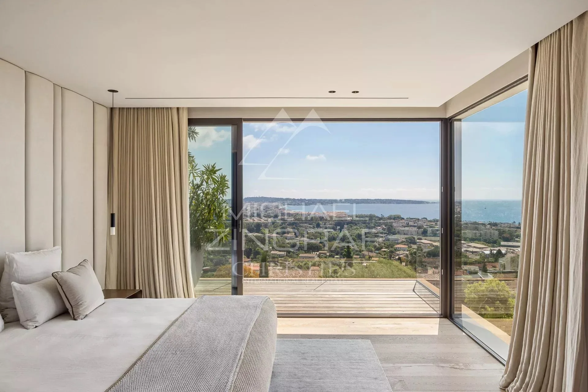 Aux portes de Cannes - Villa d’architecte neuve avec vue mer panoramique - 8