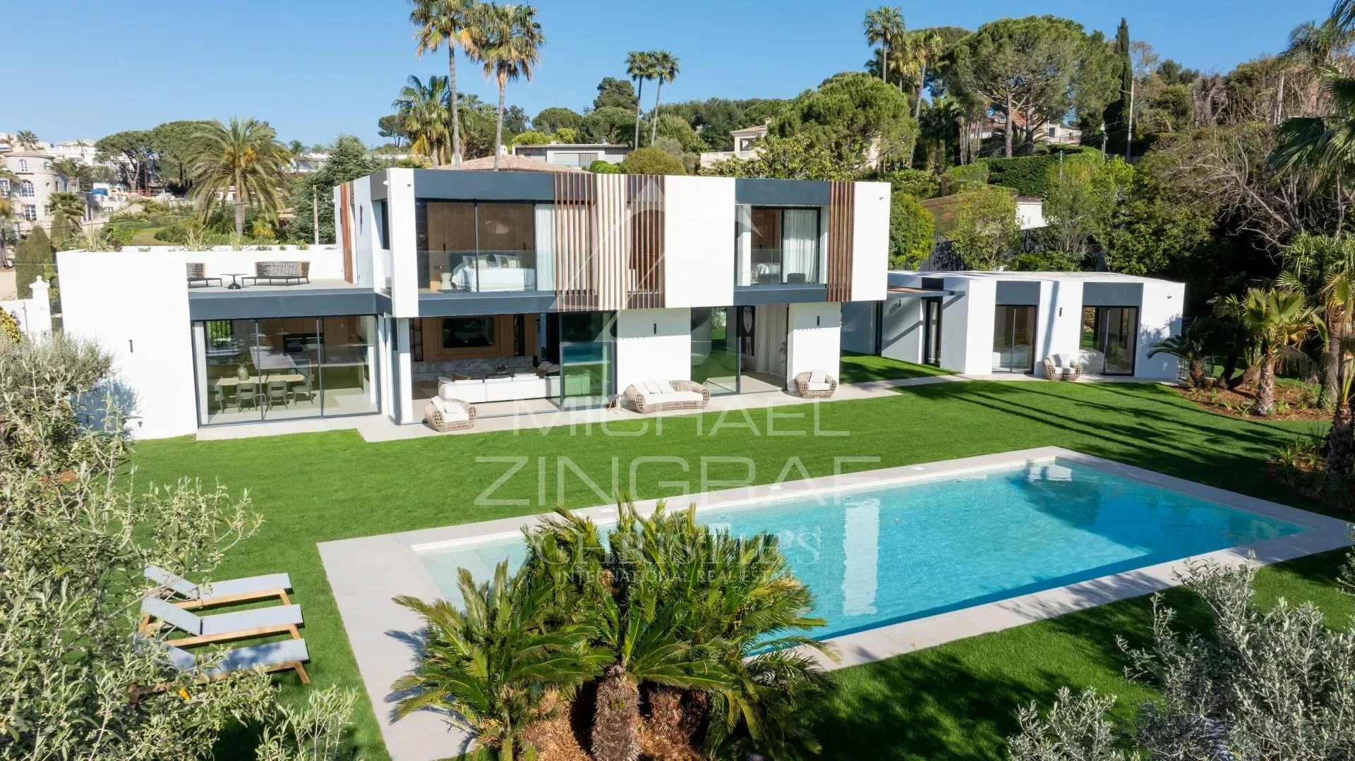 Villa contemporaine d’exception - versant ouest du Cap d’Antibes, à deux pas de l’Hôtel du Cap-Eden-Roc - 3