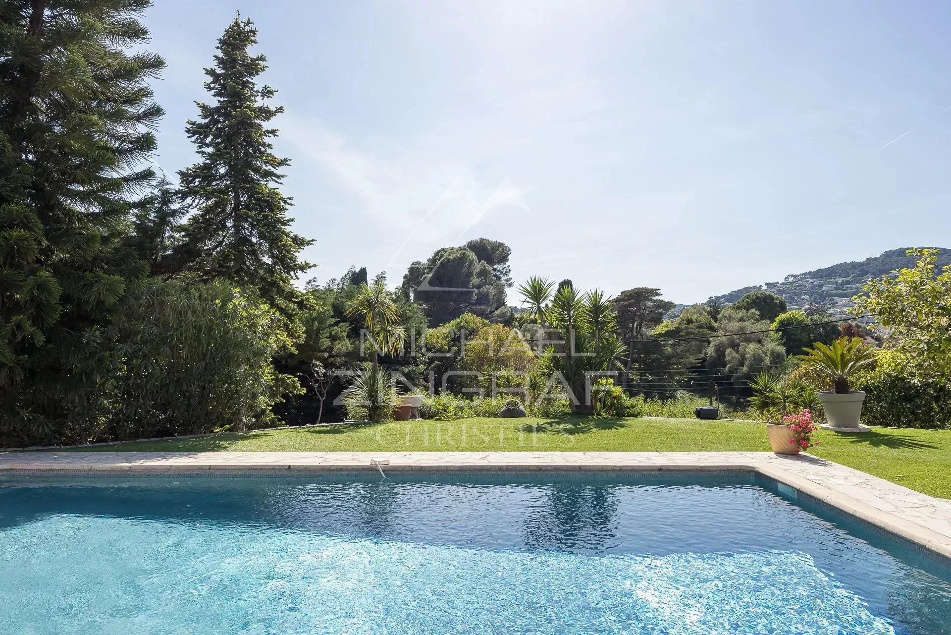 Antibes - Saint-Maymes - Domaine fermé - 2