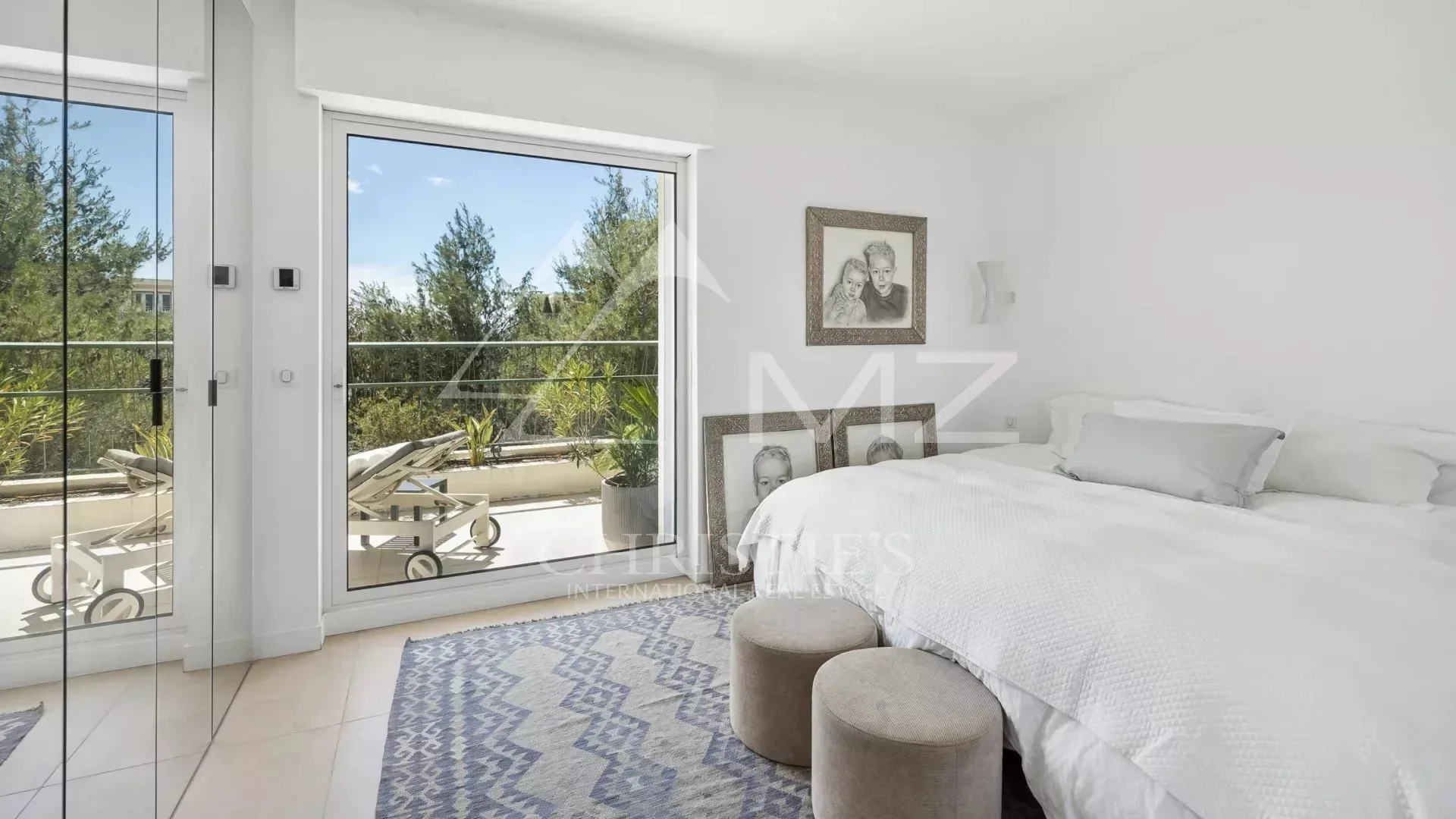 A 15 minutes à pied du centre ville, découvrez cette villa toit d'exception - 15