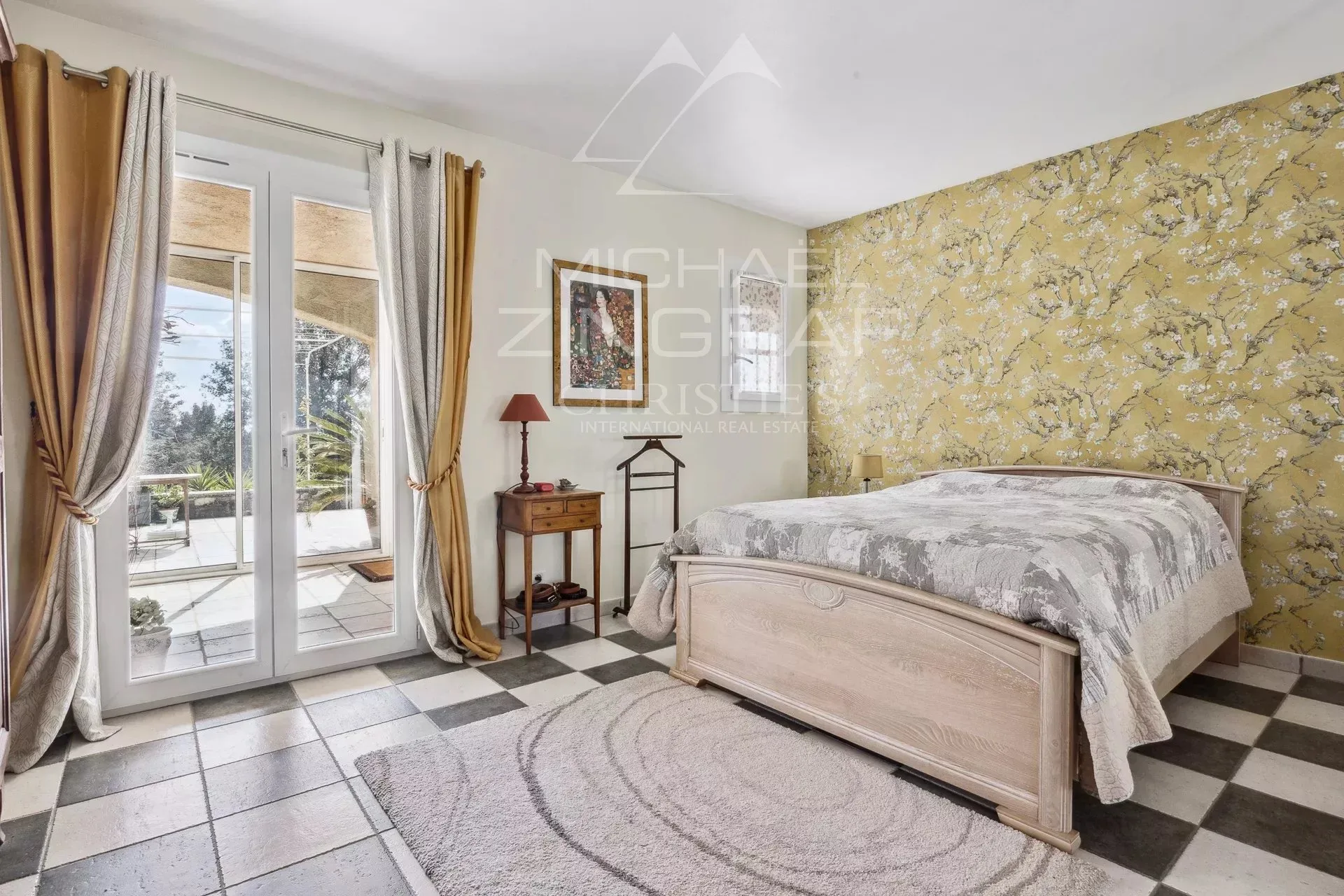 Jolie Villa provençale avec vue mer , véritable havre de paix. - 13