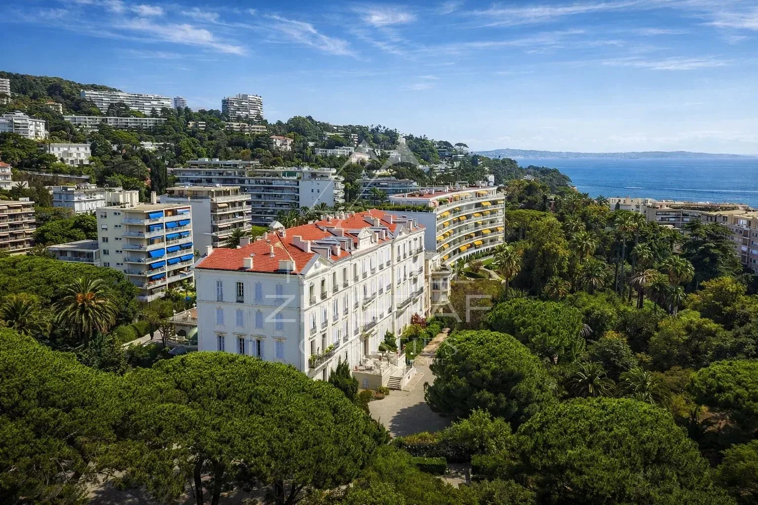 EXCLUSIVITÉ - Cannes –Appartement Belle Époque - 3 chambres - 11