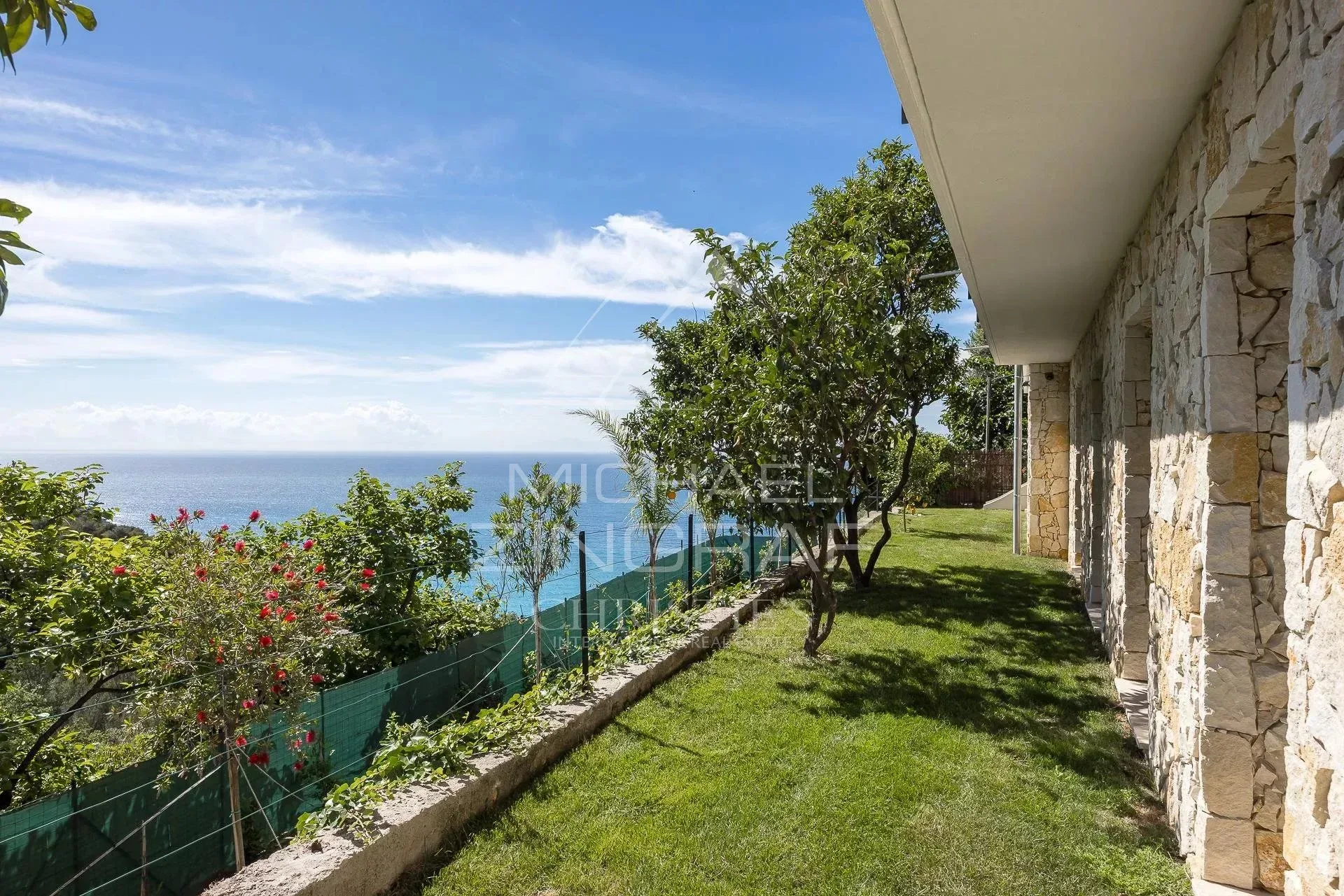 Villa contemporaine d’exception – Vue panoramique mer – Roquebrune-Cap-Martin - 4