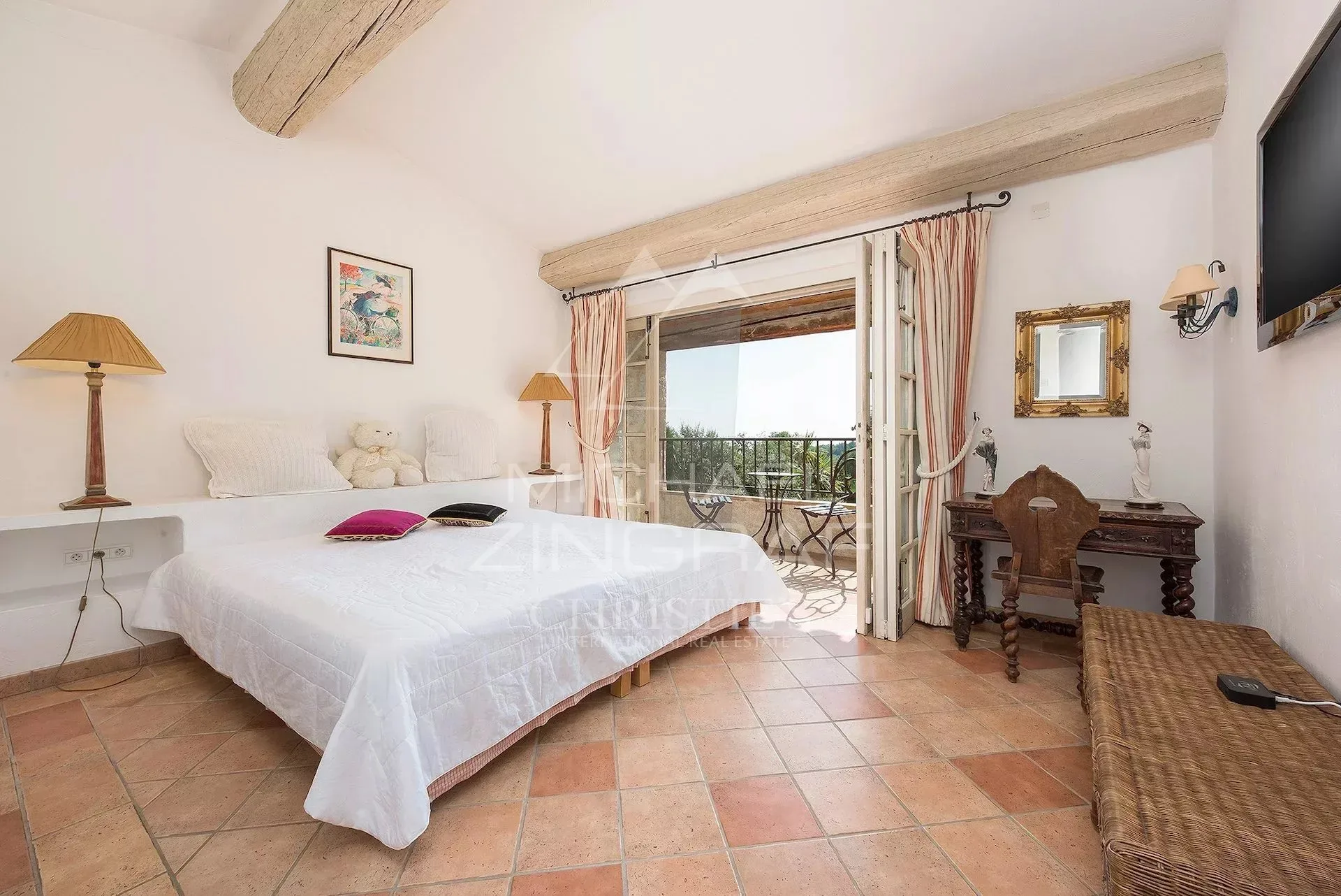 Proche de Saint Paul de Vence - Villa d'architecte - 7