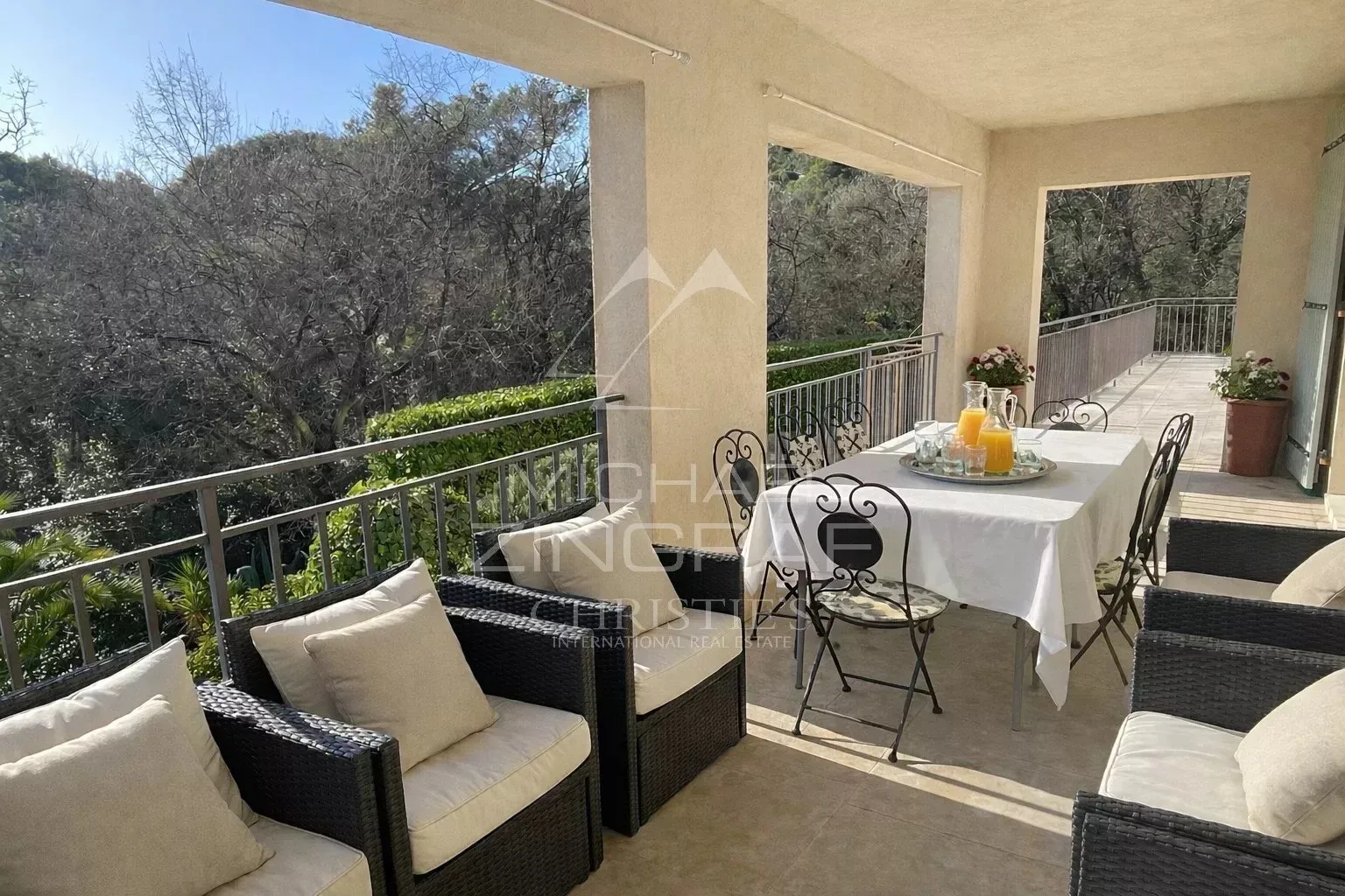 Tourrettes-sur-Loup : Villa au calme avec vue dégagée à proximité du village - 10