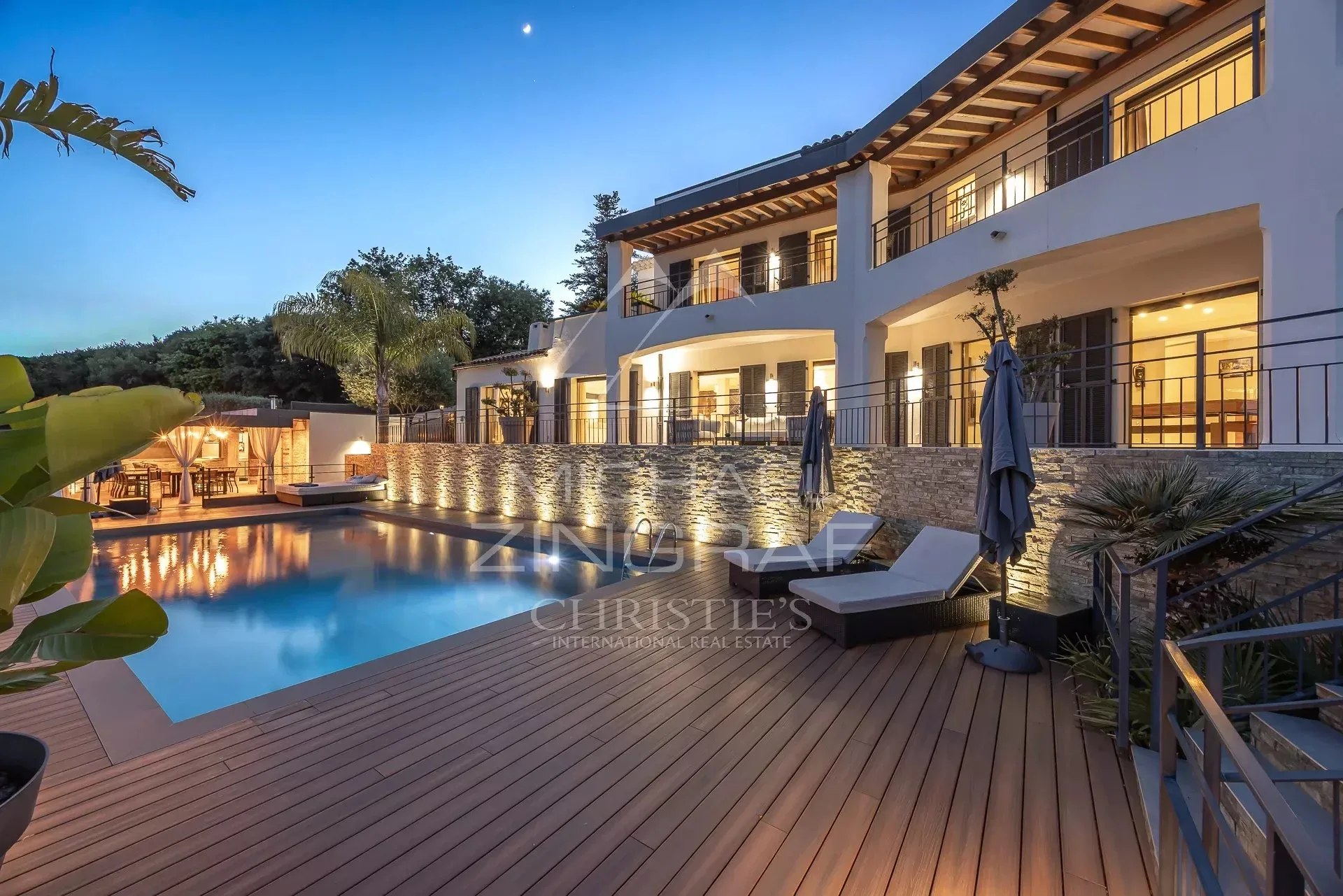 Propriétés de luxe à vendre à Cagnes-sur-Mer