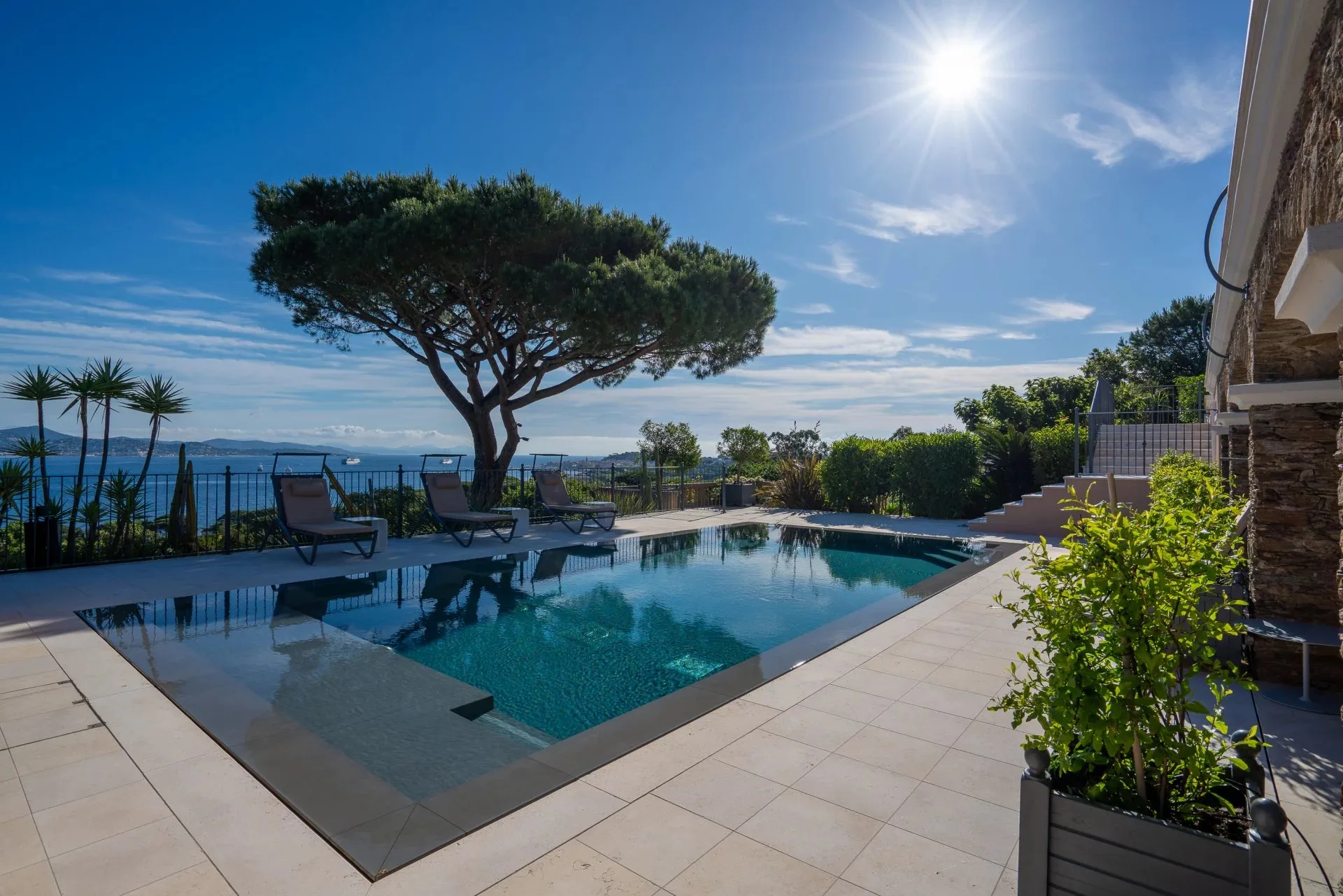 Proche Saint-Tropez - Villa vue mer panoramique - 3