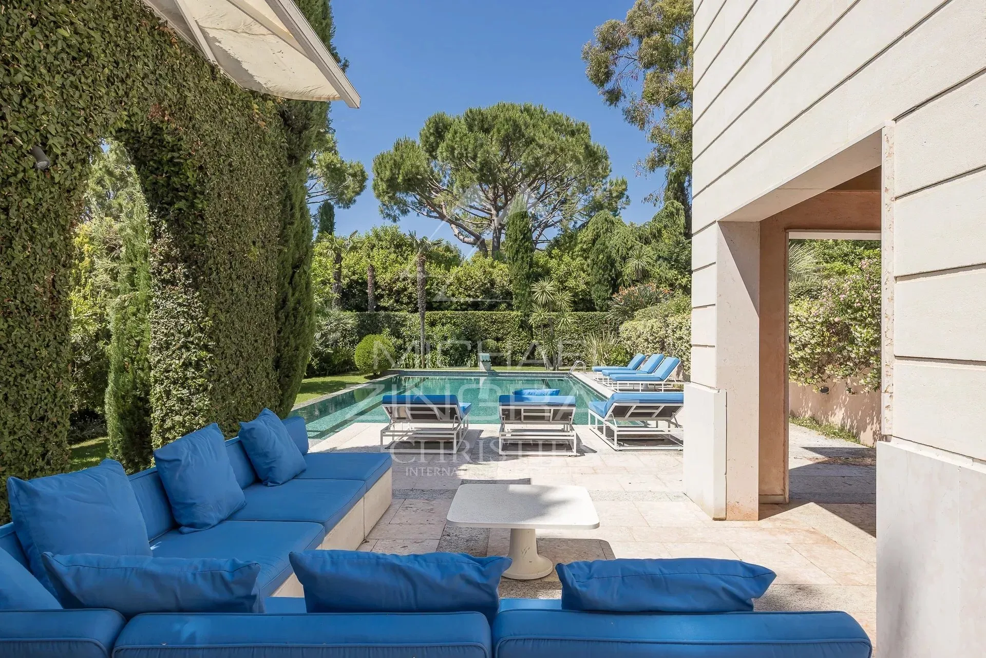 Cap d’Antibes – Élégance contemporaine dans un domaine privé et sécurisé - 10