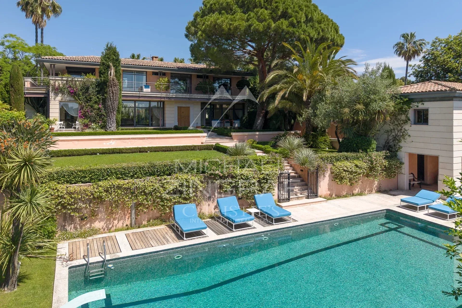 Cap d’Antibes – Élégance contemporaine dans un domaine privé et sécurisé - 12