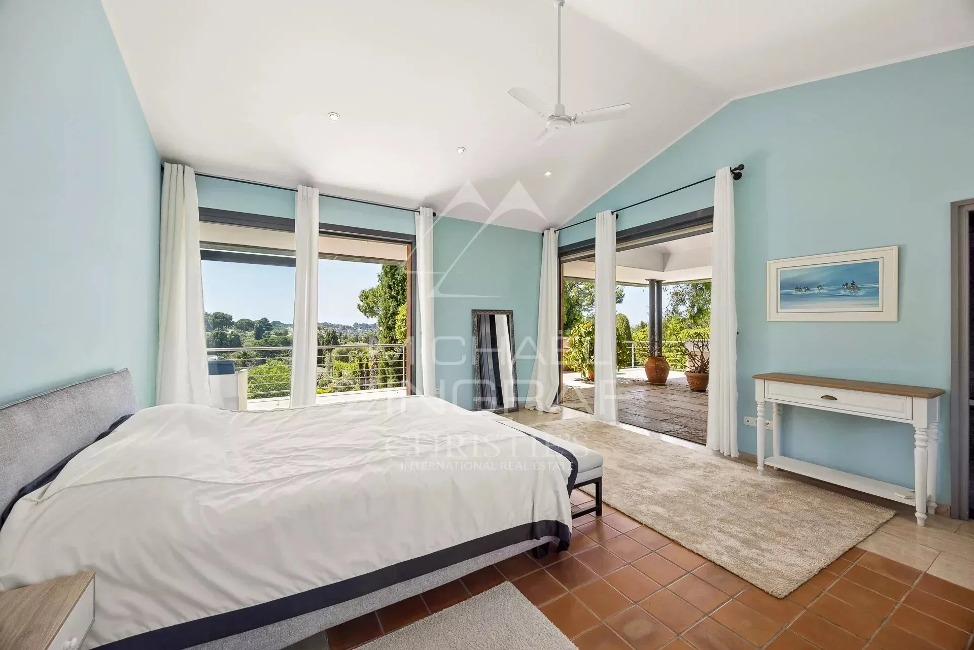 Cap d’Antibes – Élégance contemporaine dans un domaine privé et sécurisé - 19