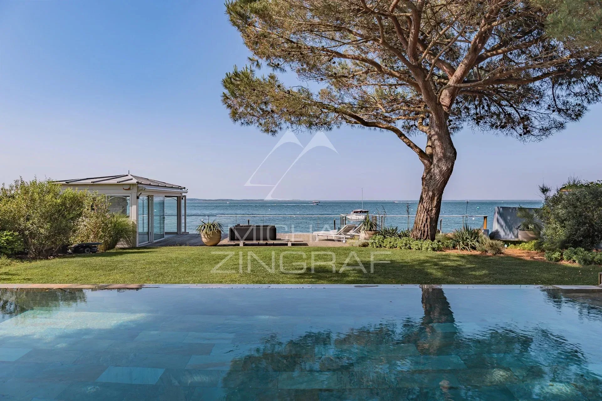 Exceptional beachfront villa in Arcachon - 35