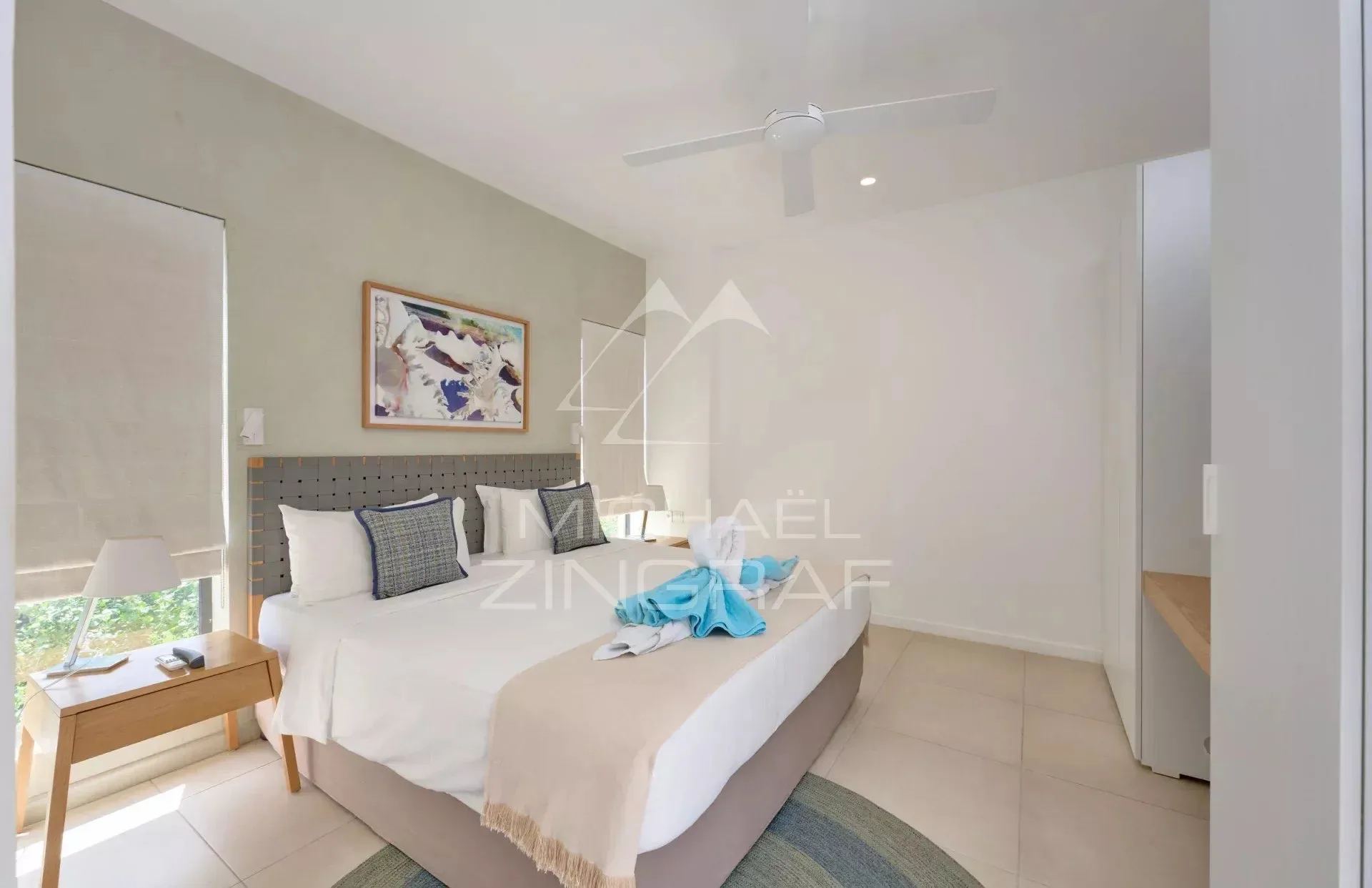 Élégant Appartement de 3 Chambres dans une Résidence Sécurisée à Pointe aux Canonniers - 12